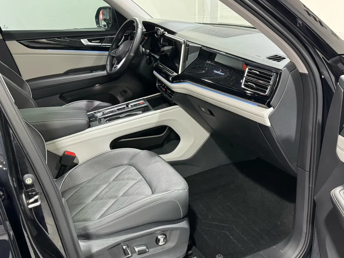 Volkswagen Teramont 2022 г. 48016 км. — фото 8