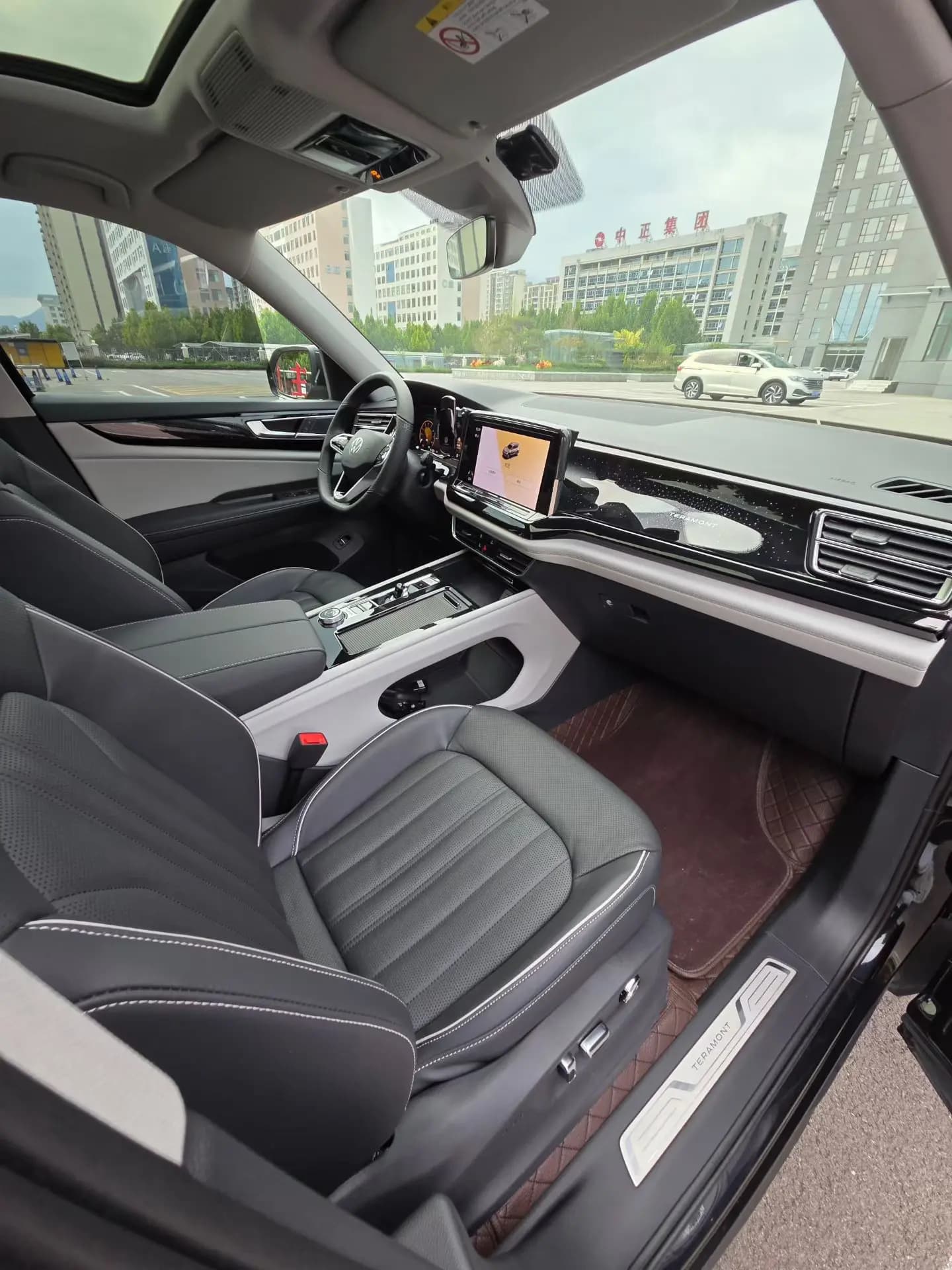 Volkswagen Teramont 2022 г. 58018 км. — фото 5