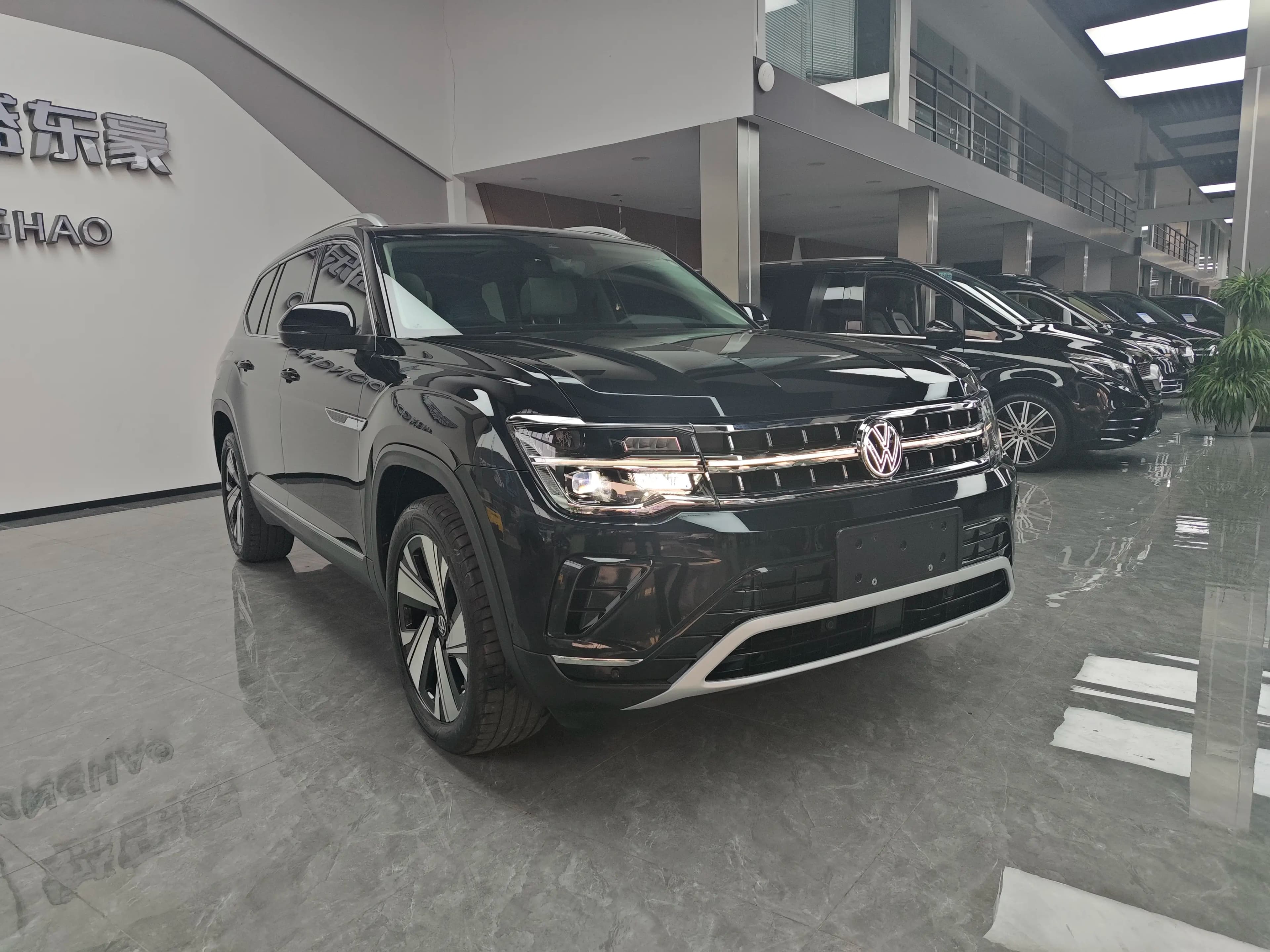 Volkswagen Teramont 2023 г. 23020 км. — фото 3