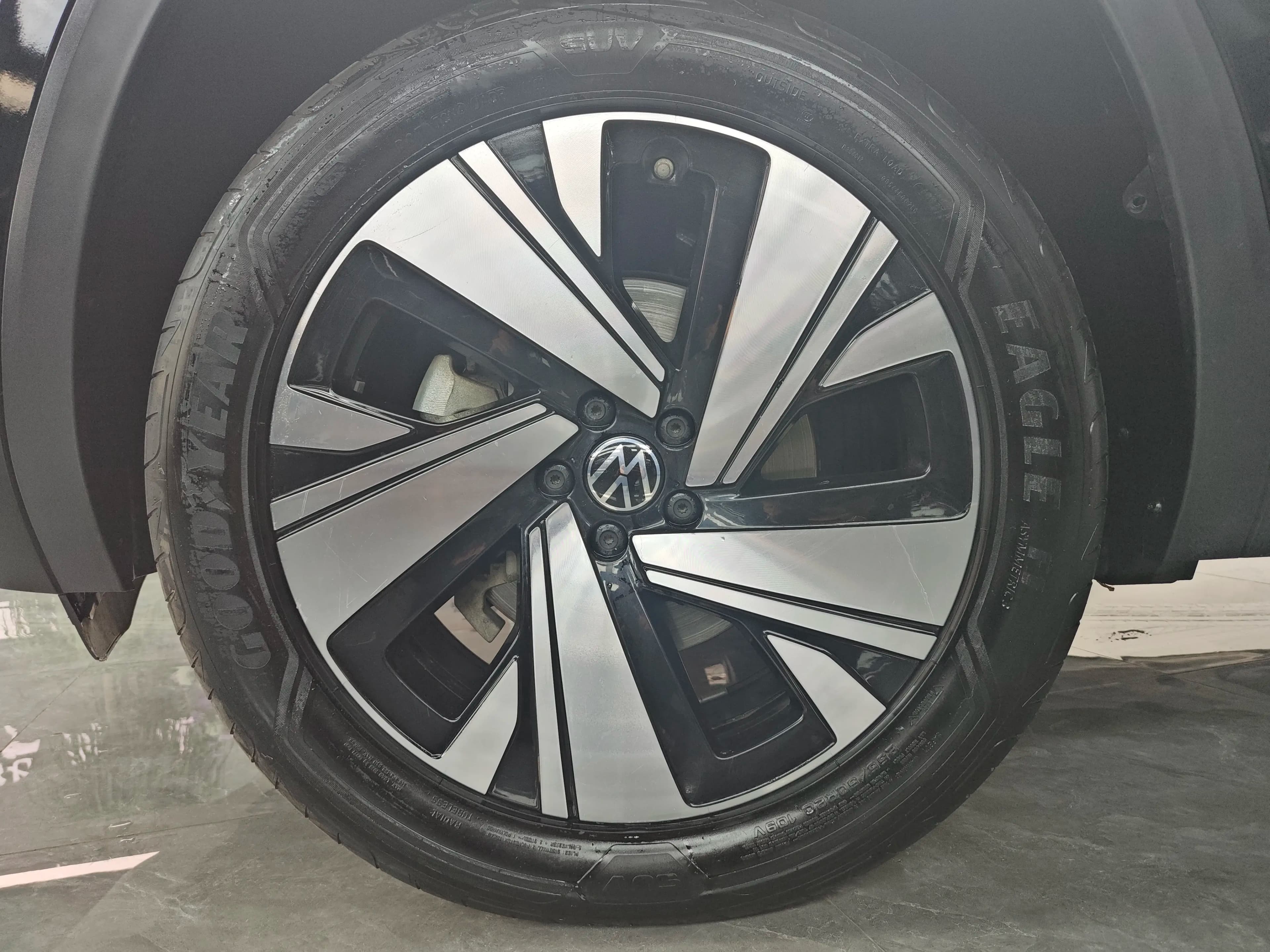 Volkswagen Teramont 2023 г. 23020 км. — фото 8