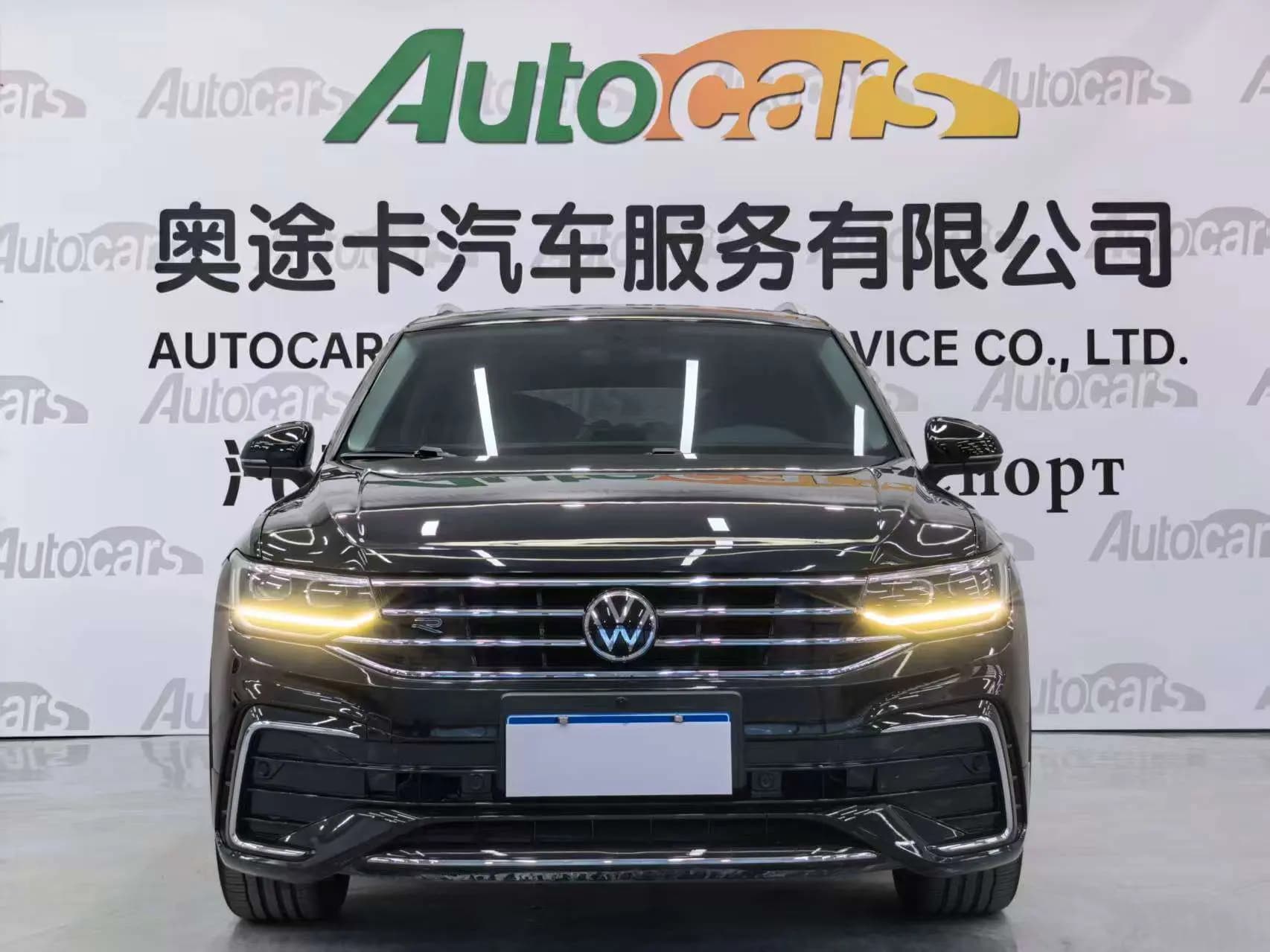 Volkswagen Tiguan L 2021 г. 35106 км. — фото 2