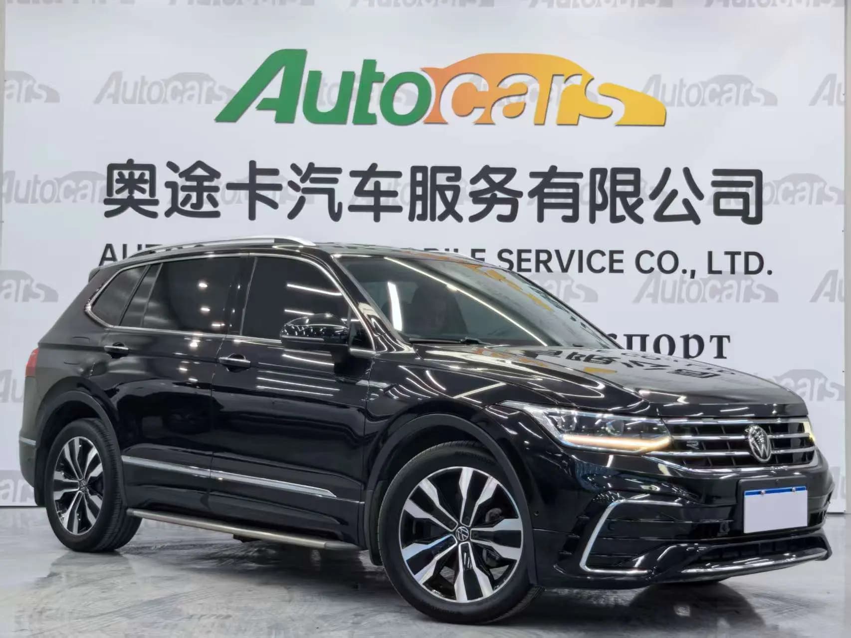 Volkswagen Tiguan L 2021 г. 35106 км. — фото 3