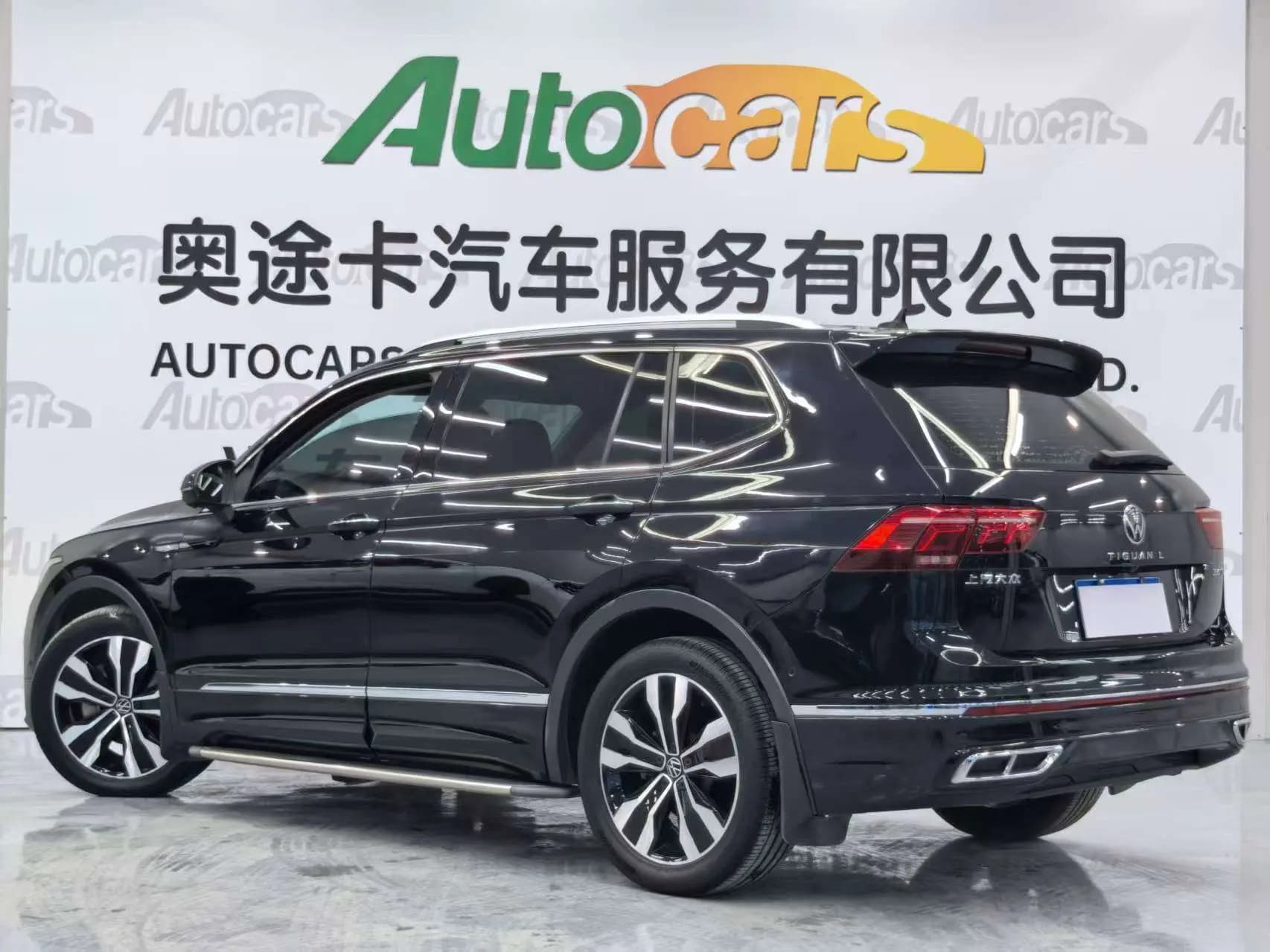 Volkswagen Tiguan L 2021 г. 35106 км. — фото 4