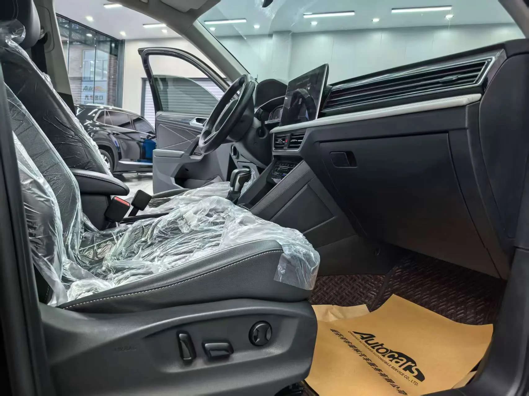Volkswagen Tiguan L 2021 г. 35106 км. — фото 7