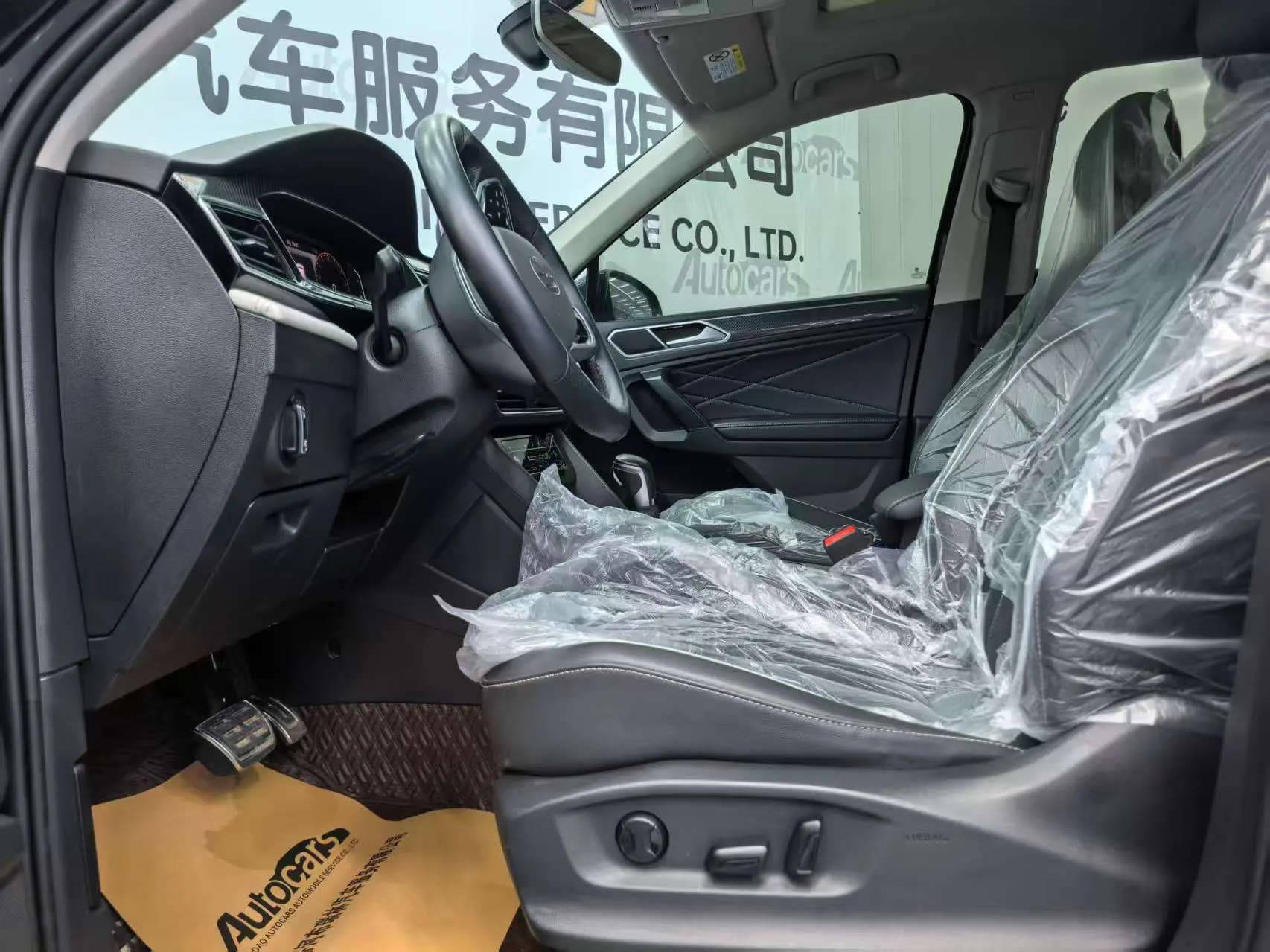 Volkswagen Tiguan L 2021 г. 35106 км. — фото 8