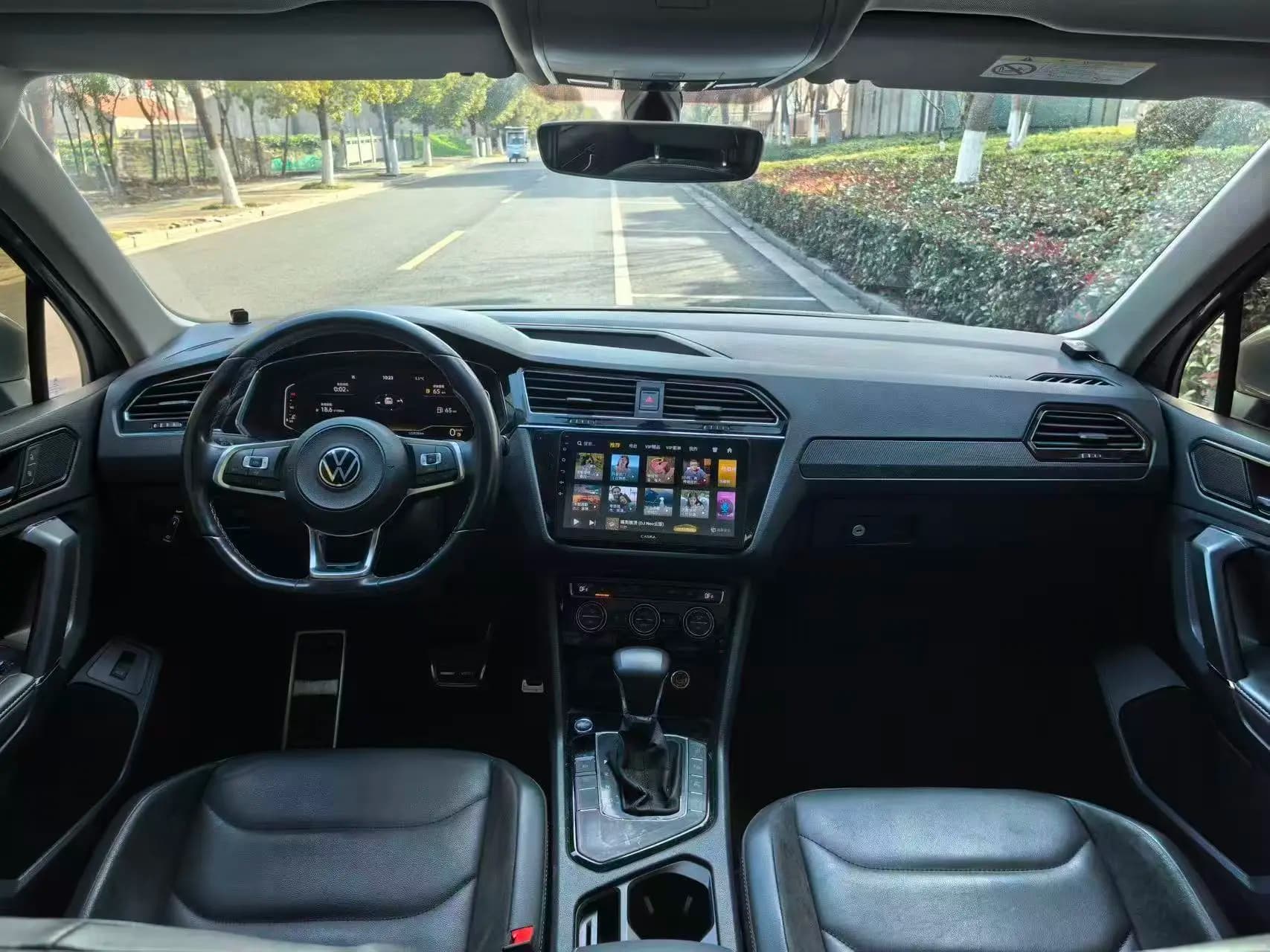Volkswagen Tiguan L 2021 г. 123010 км. — фото 6