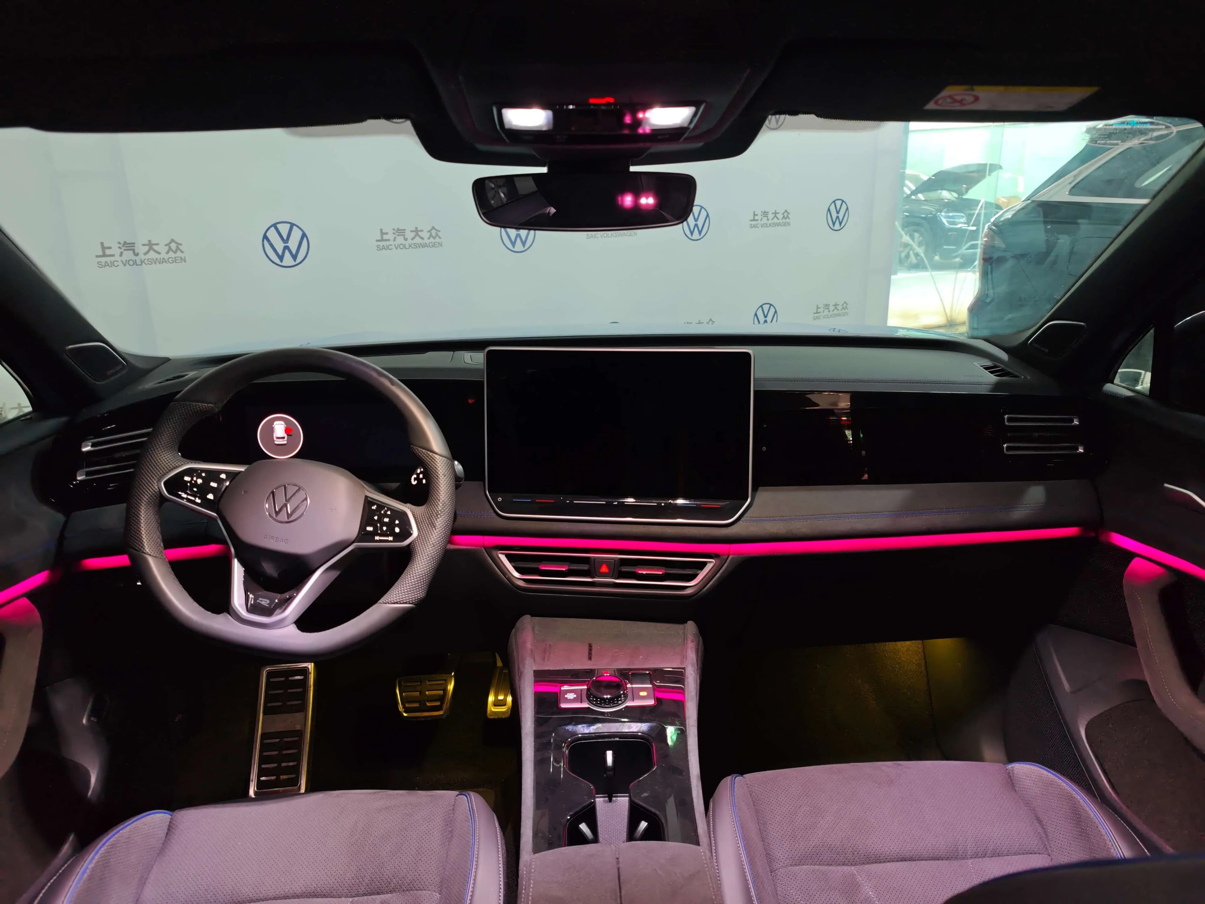 Volkswagen Tiguan L 2024 г. 2011 км. — фото 3
