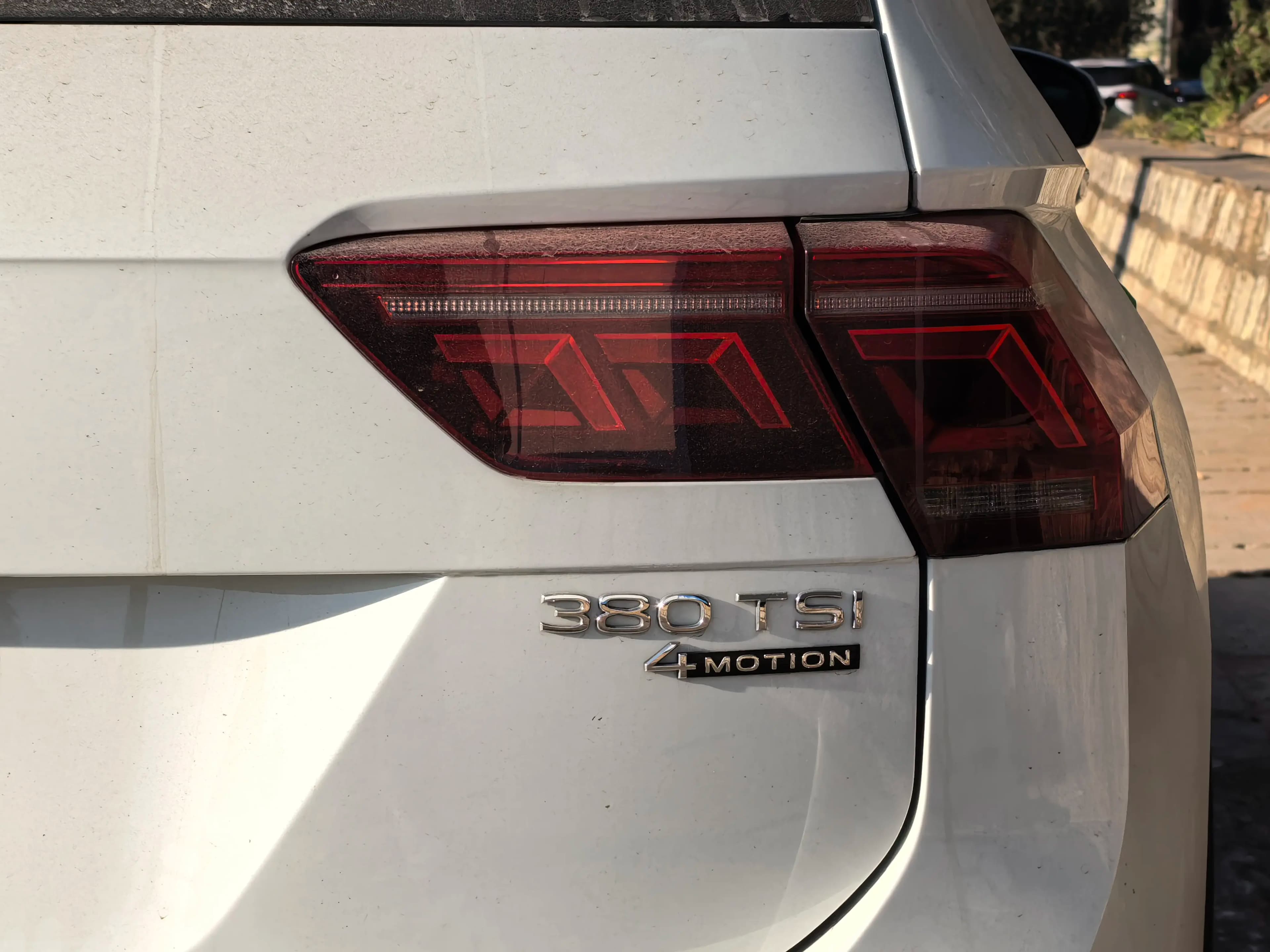 Volkswagen Tiguan L 2023 г. 65913 км. — фото 5