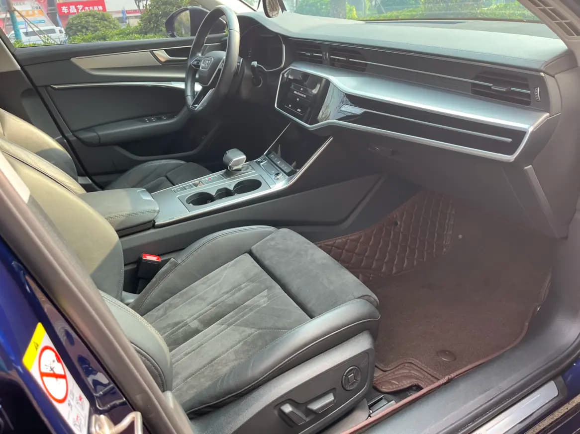 Audi A6 2021 г. 96003 км. — фото 7