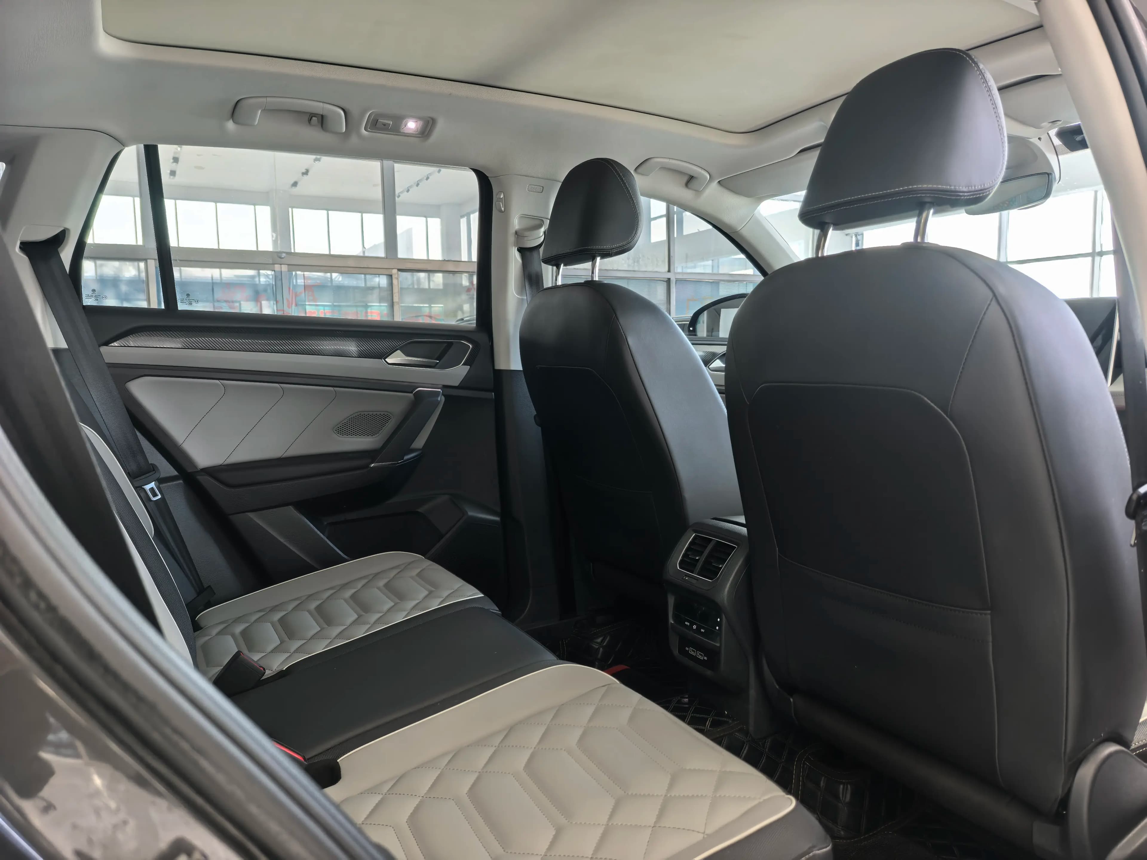 Volkswagen Tayron 2023 г. 59059 км. — фото 13