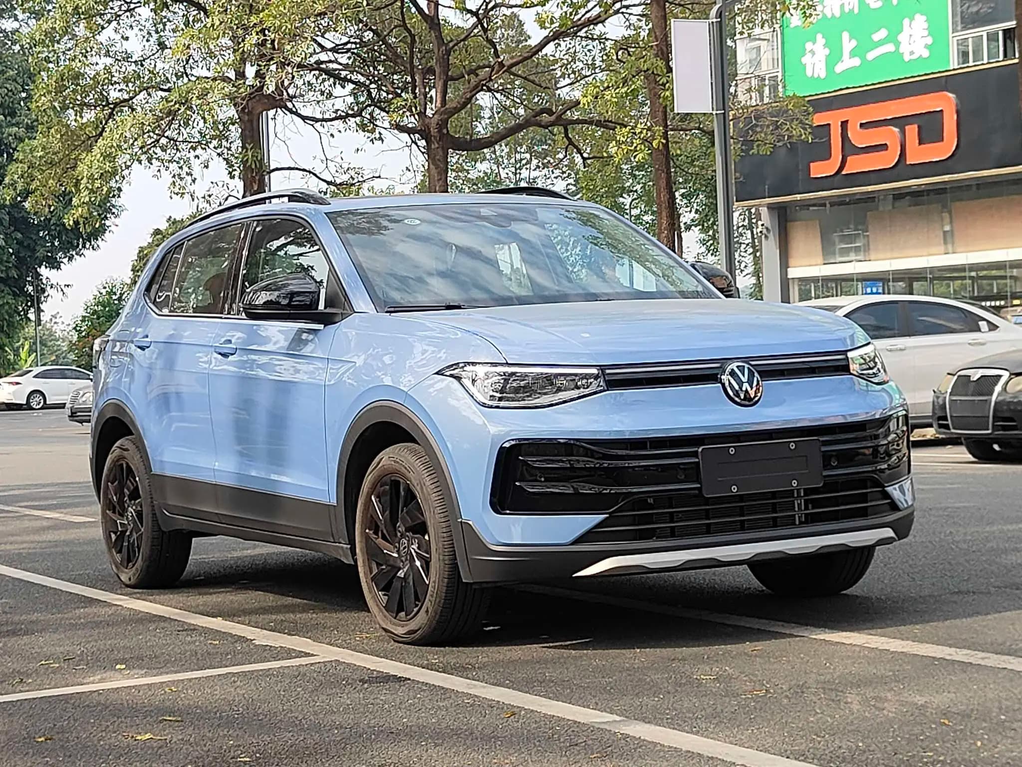 Volkswagen Tharu 2024 г. 2109 км. — фото 3
