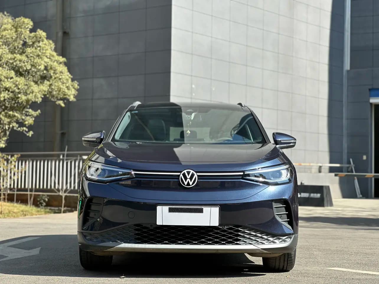 Volkswagen ID.4 CROZZ 2023 г. 33068 км. — фото 2