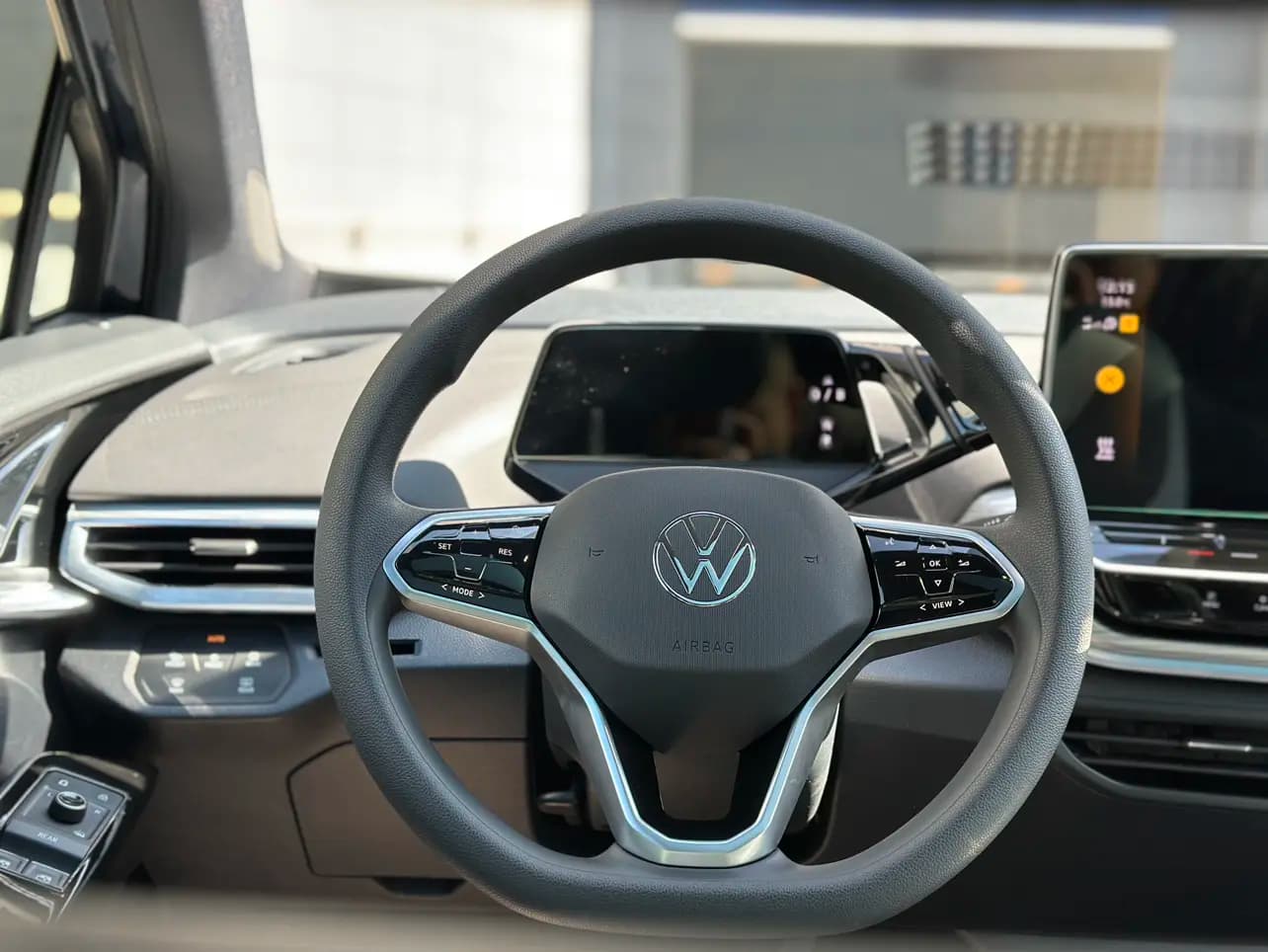 Volkswagen ID.4 CROZZ 2023 г. 33068 км. — фото 11