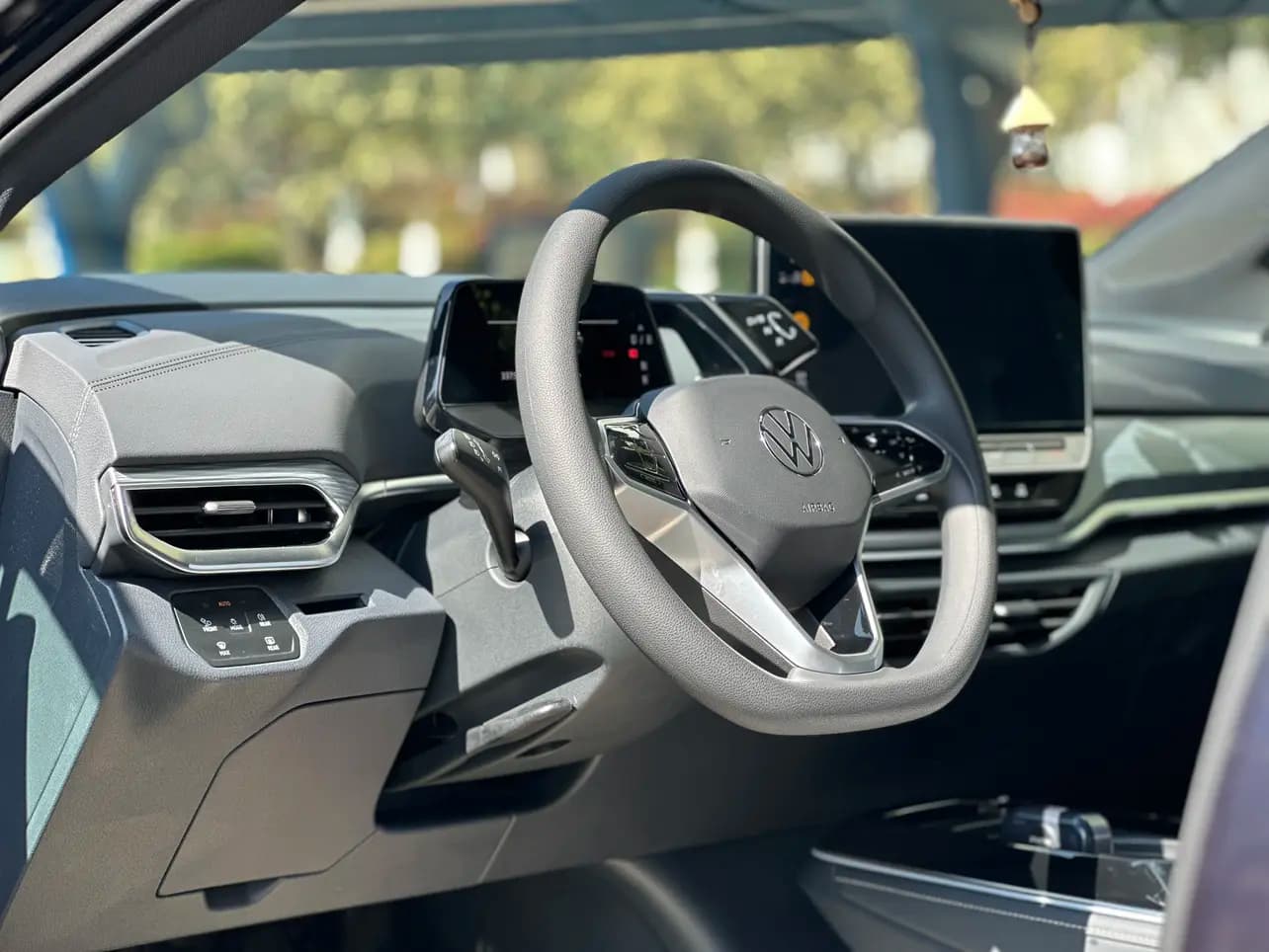 Volkswagen ID.4 CROZZ 2023 г. 33068 км. — фото 13