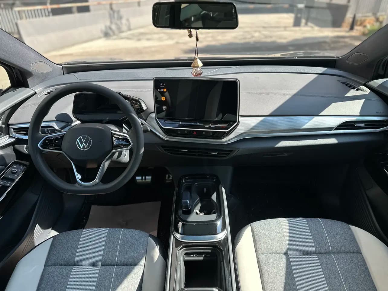 Volkswagen ID.4 CROZZ 2023 г. 33068 км. — фото 9