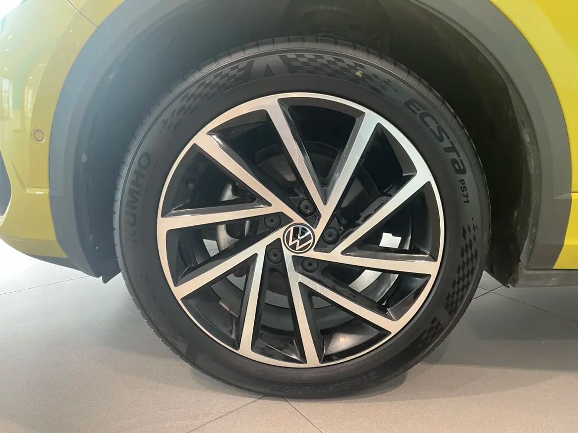 Volkswagen T-Roc 2023 г. 6130 км. — фото 5