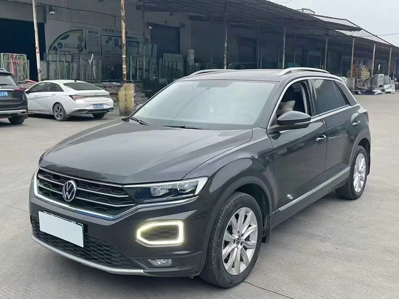 Volkswagen T-Roc 2022 г. 43118 км.