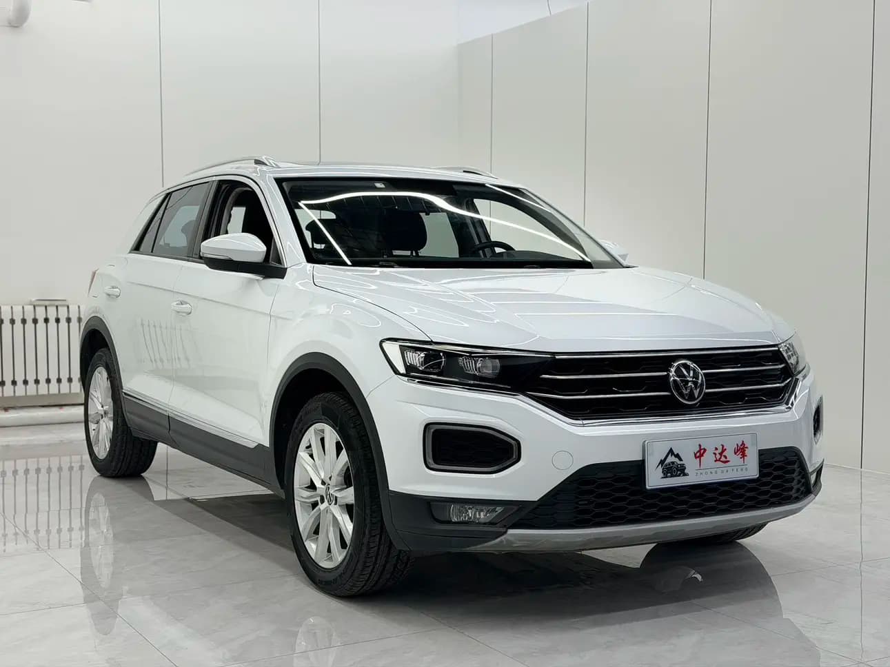 Volkswagen T-Roc 2021 г. 49119 км. — фото 3