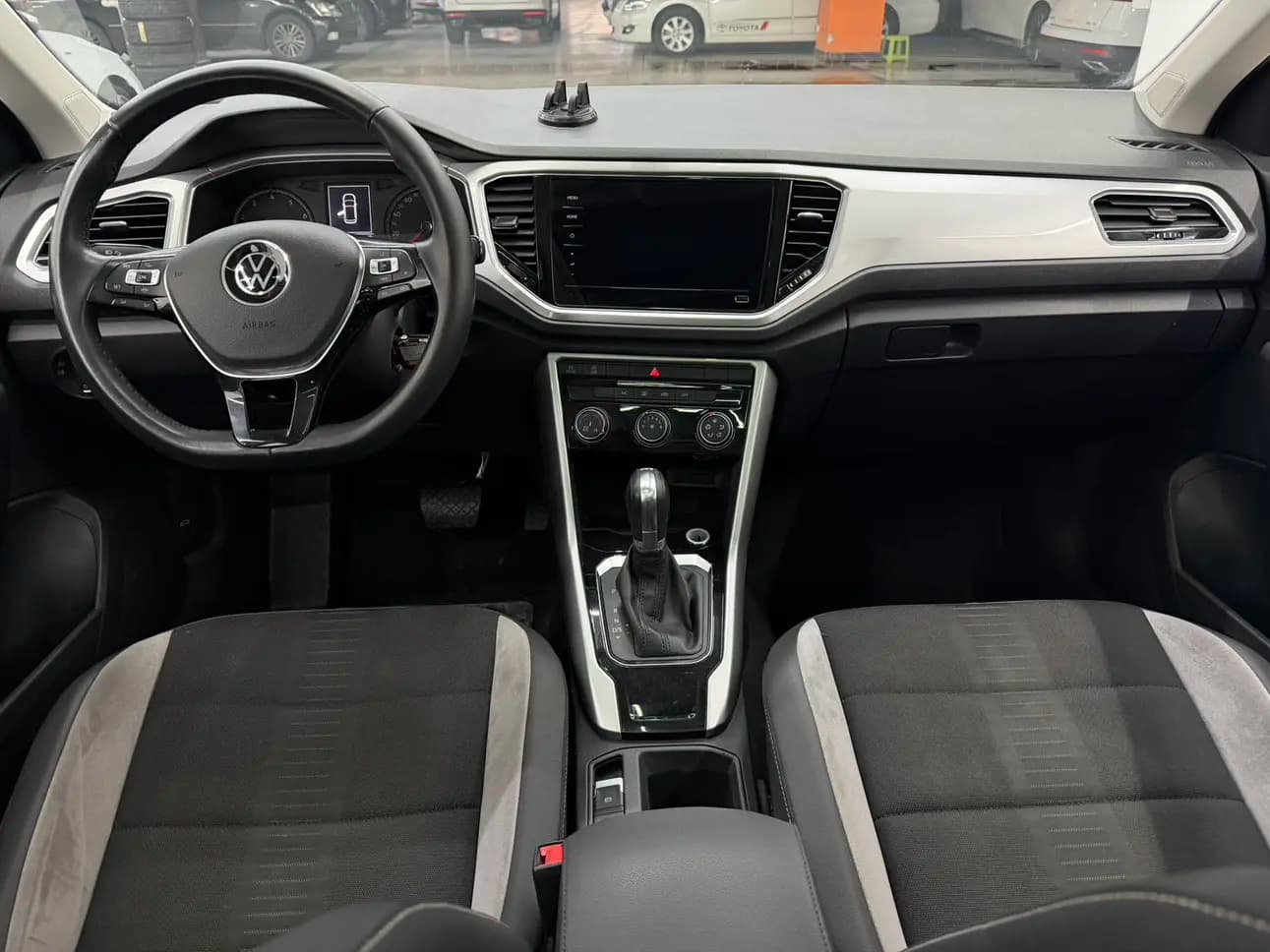 Volkswagen T-Roc 2021 г. 49119 км. — фото 8