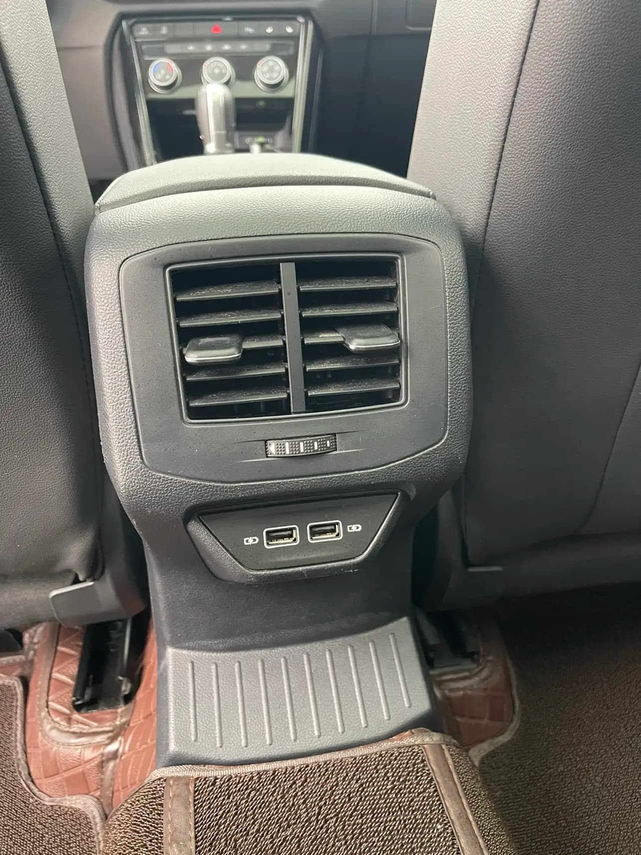Volkswagen T-Roc 2022 г. 45121 км. — фото 8