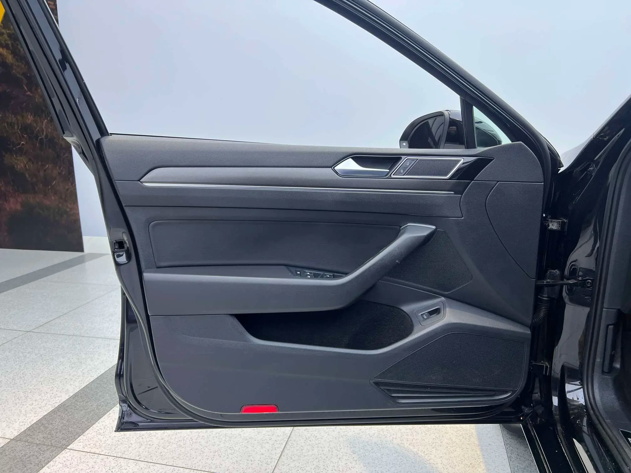 Volkswagen Magotan 2021 г. 91033 км. — фото 20