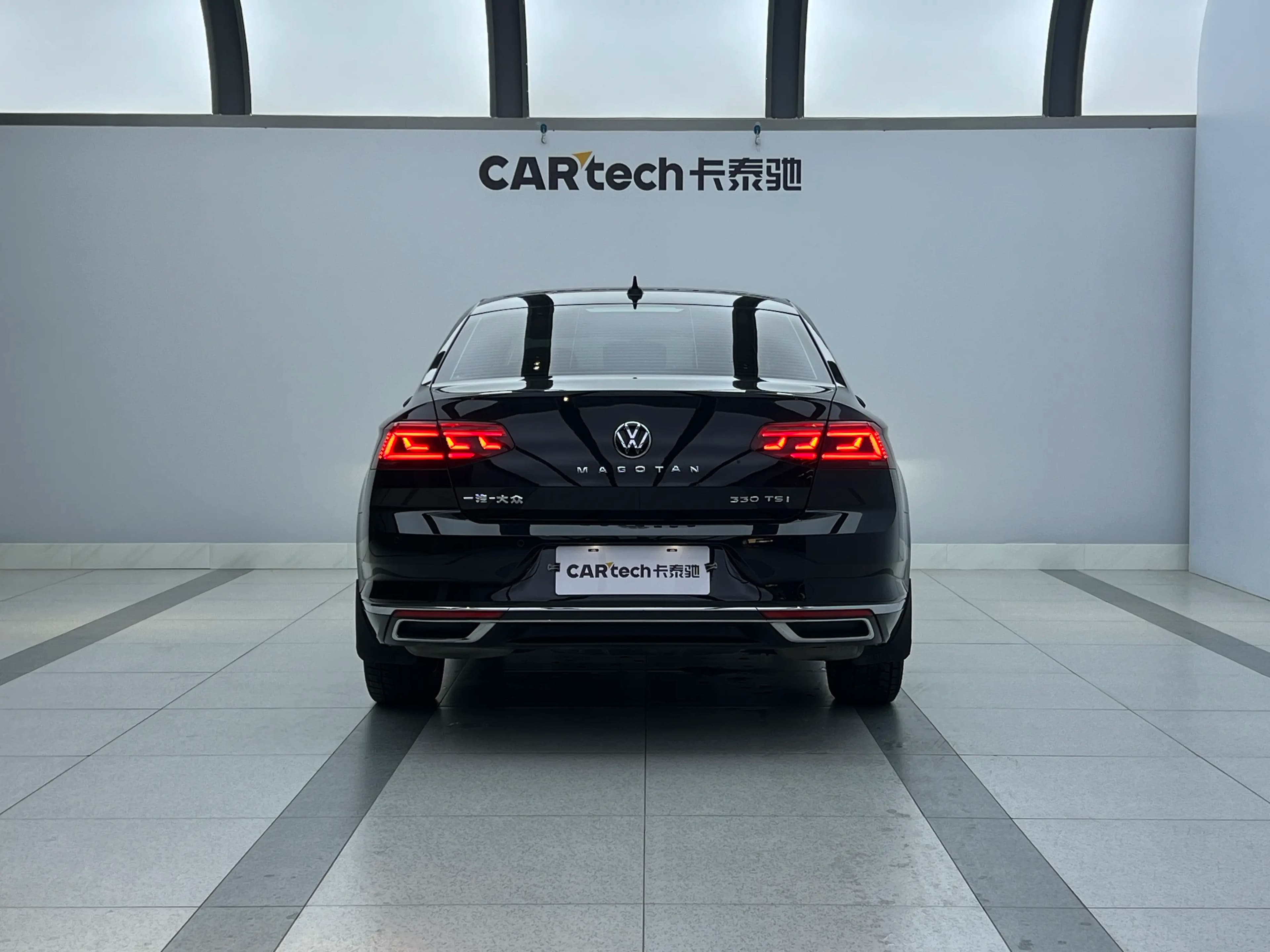 Volkswagen Magotan 2021 г. 91033 км. — фото 3