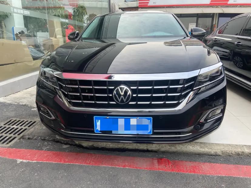 Volkswagen Passat 2021 г. 46091 км. — фото 2