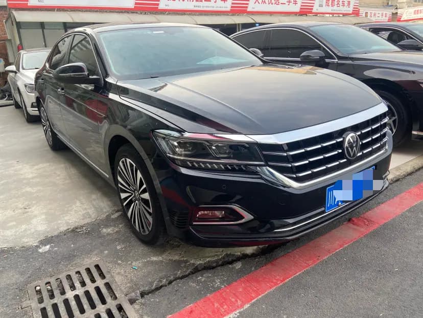 Volkswagen Passat 2021 г. 46091 км. — фото 3