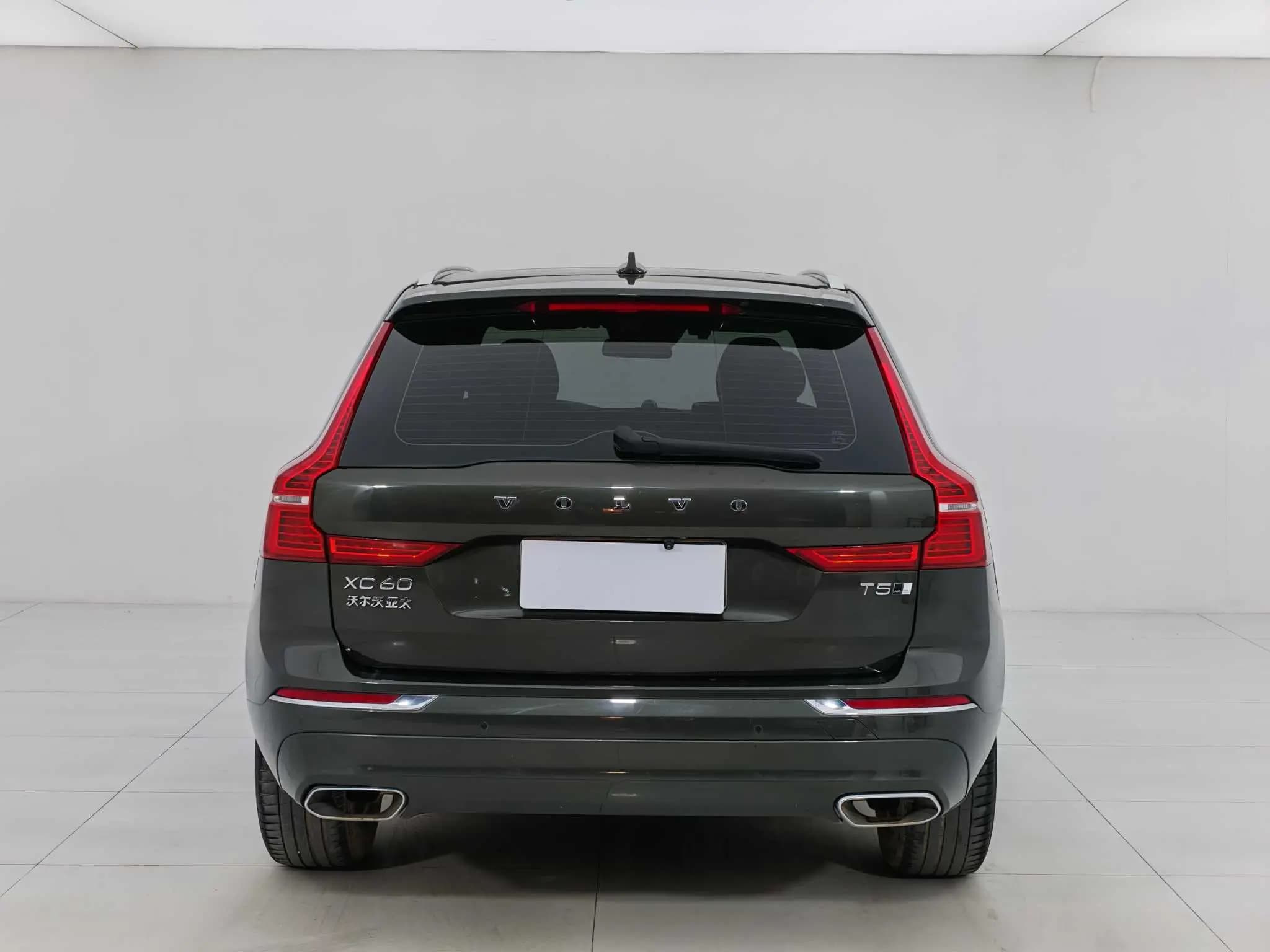 Volvo XC60 2021 г. 87101 км. — фото 6