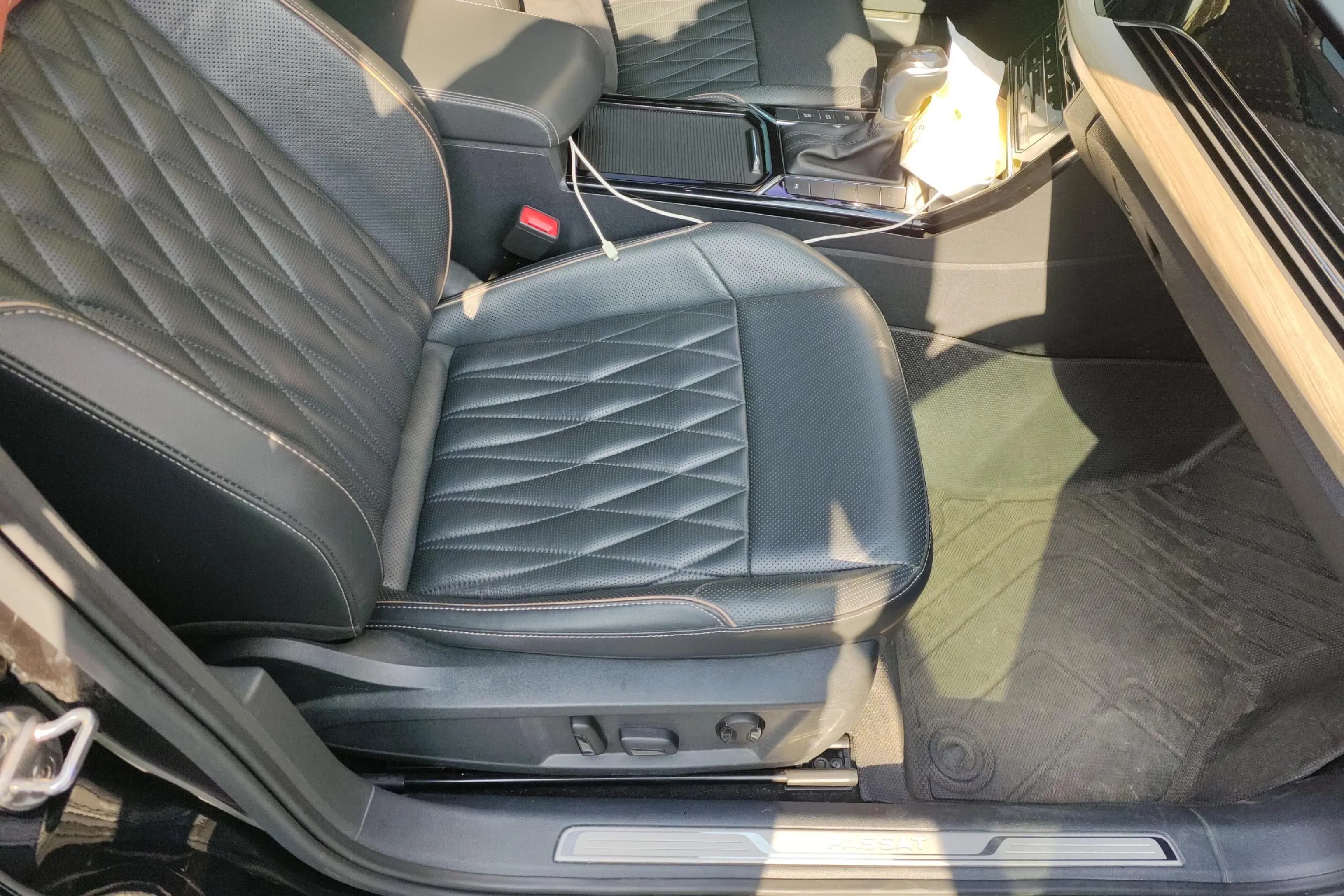 Volkswagen Passat 2021 г. 93594 км. — фото 14