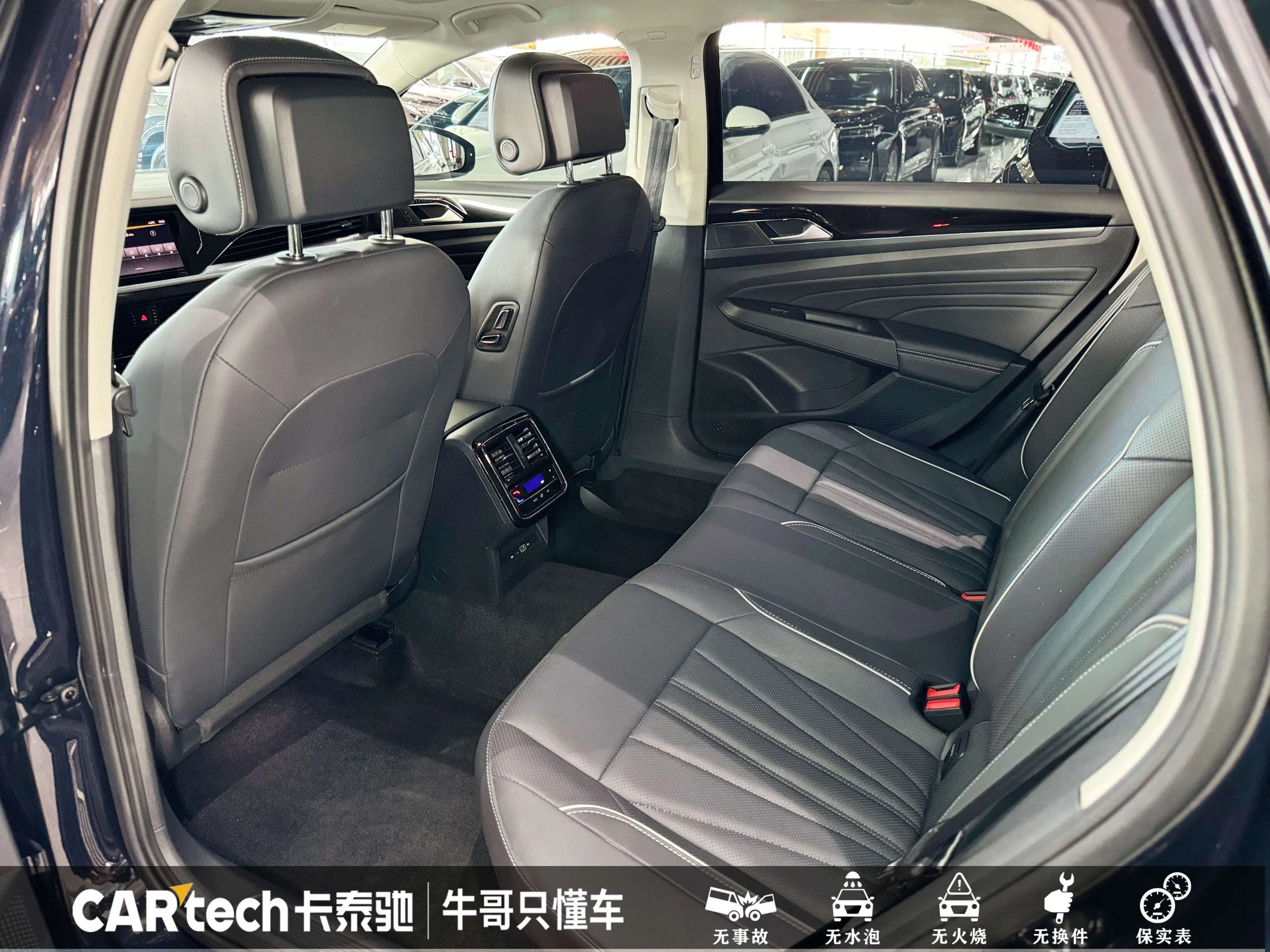 Volkswagen Passat 2023 г. 30497 км. — фото 26