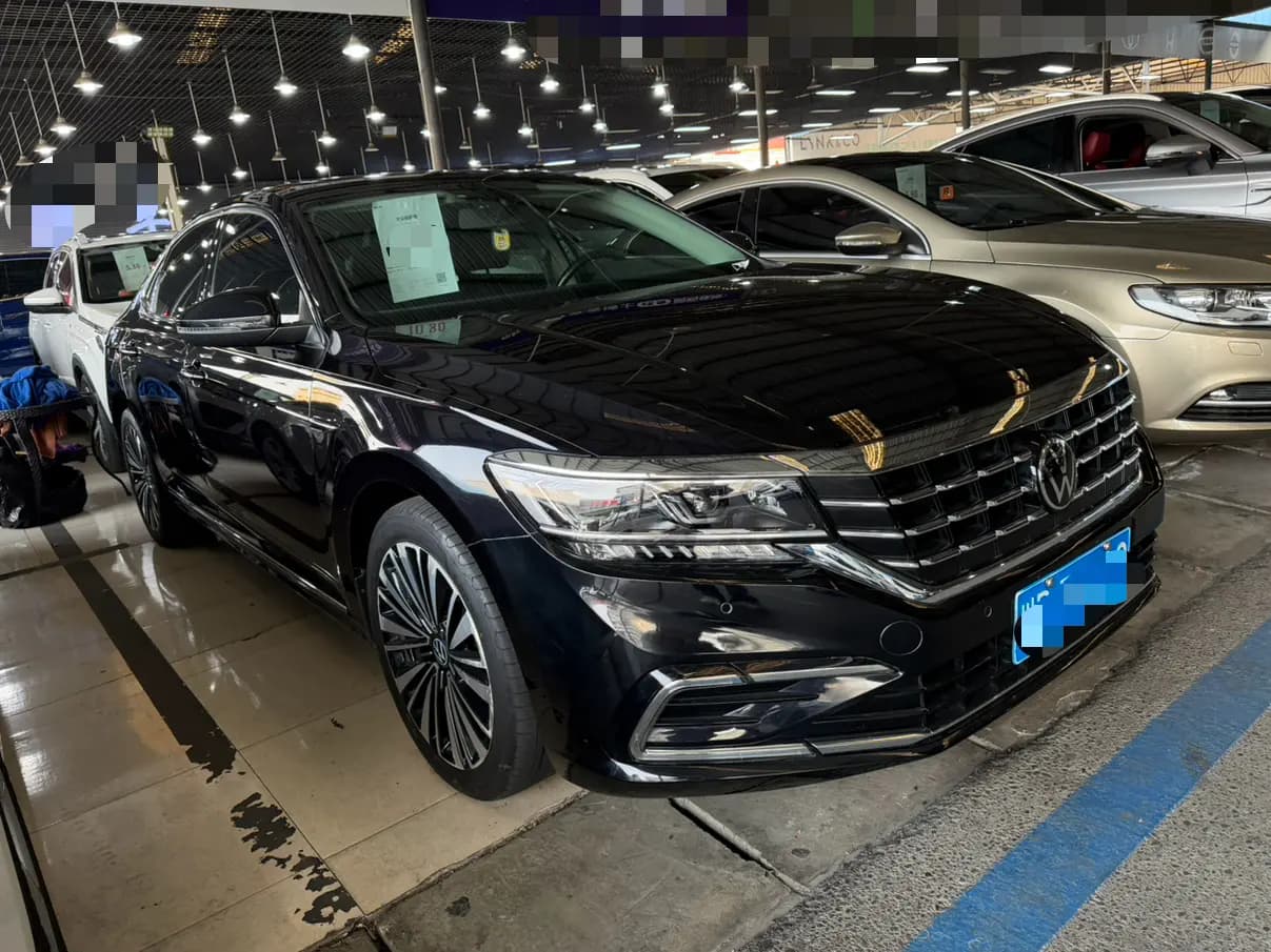 Volkswagen Passat 2022 г. 140100 км. — фото 2