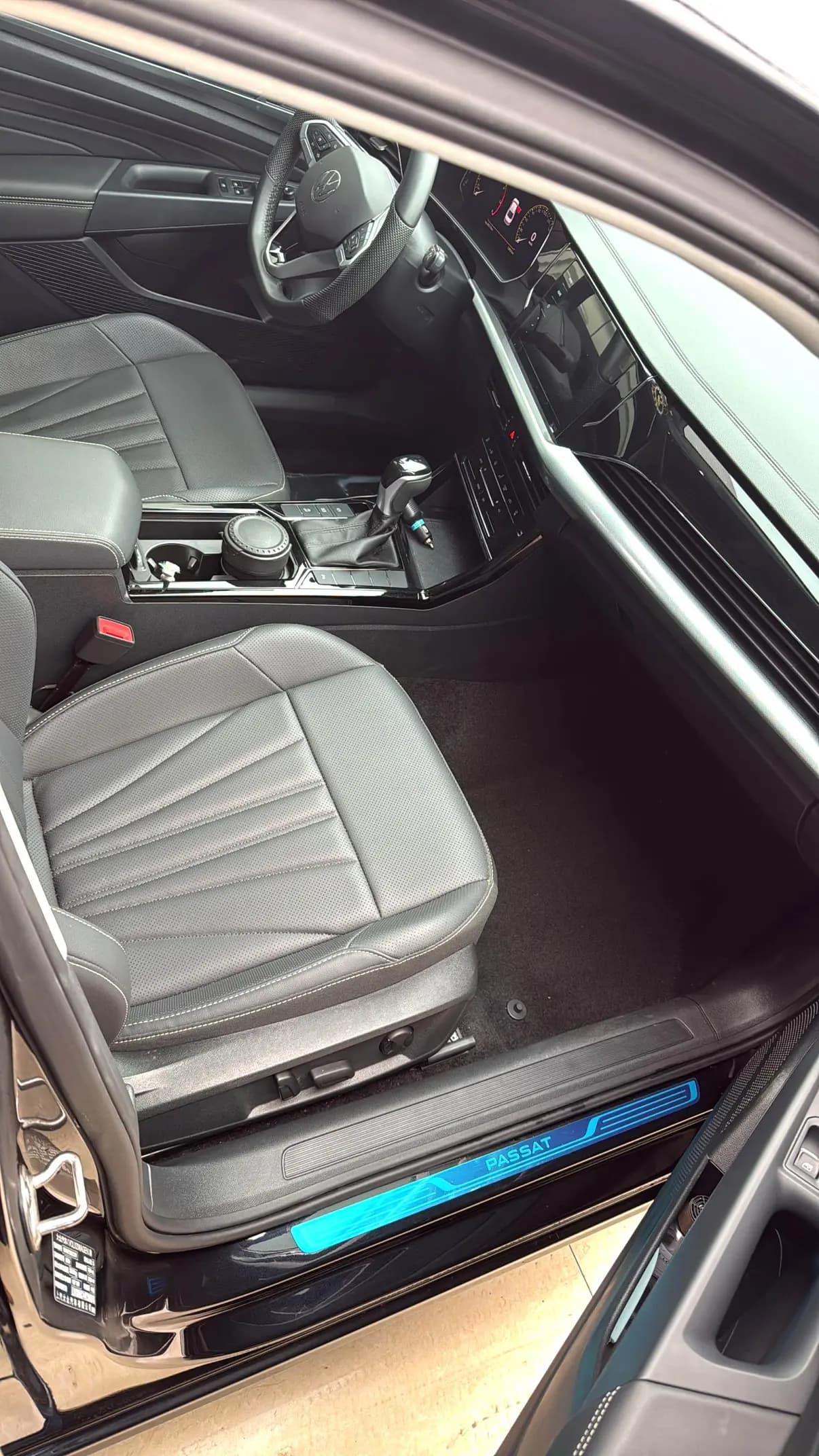 Volkswagen Passat 2024 г. 14001 км. — фото 5