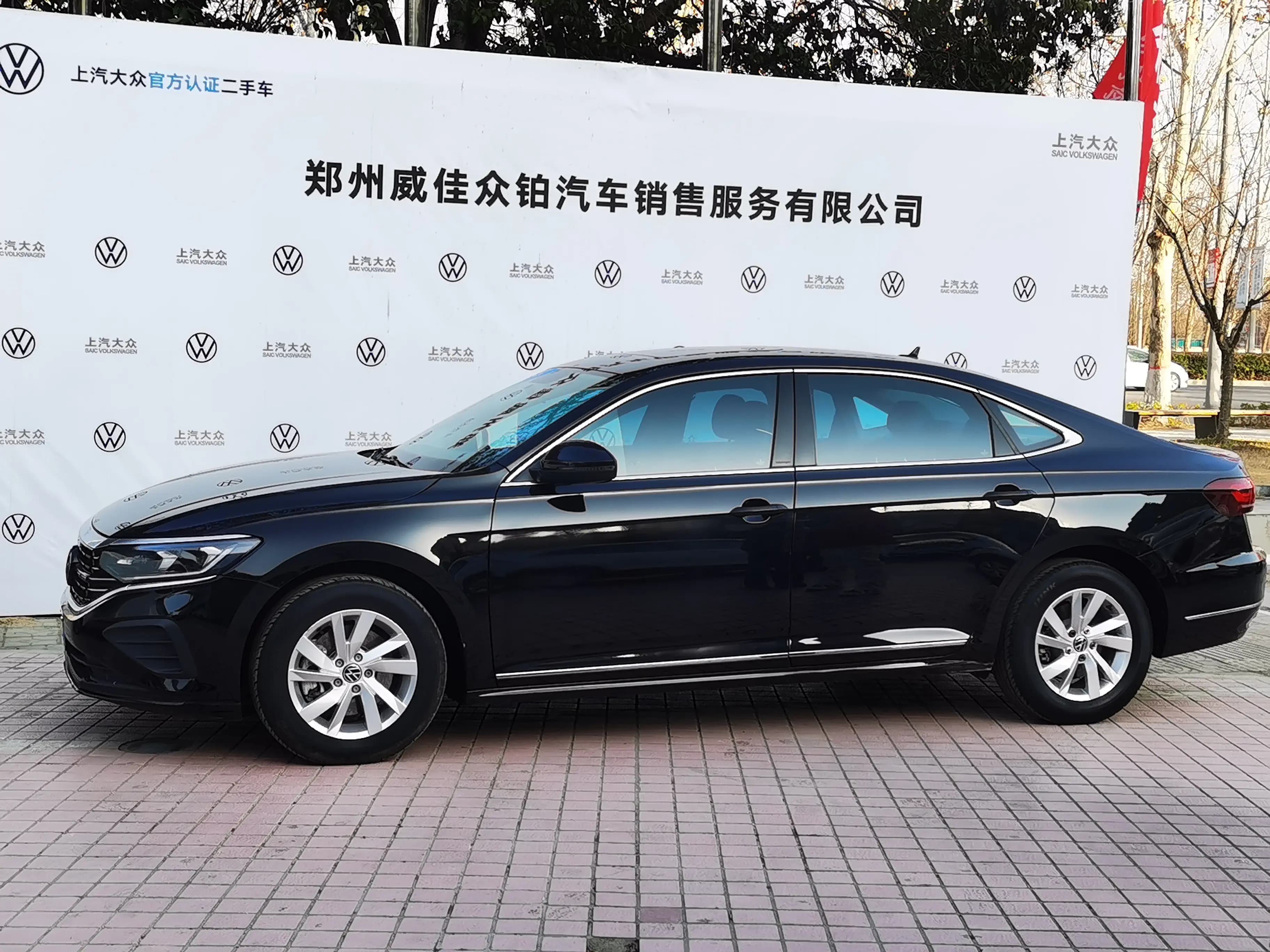 Volkswagen Passat 2023 г. 81902 км. — фото 4