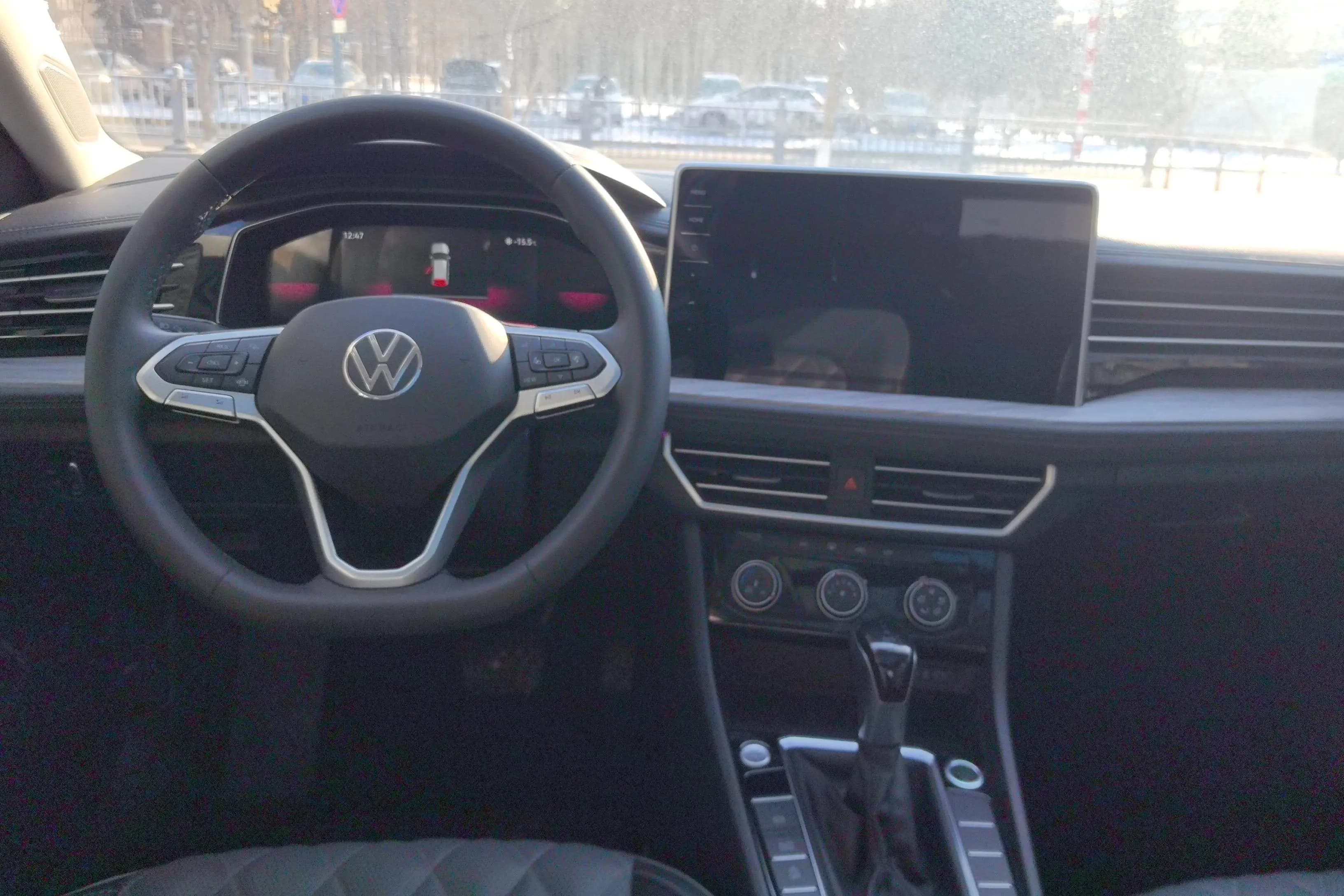 Volkswagen Sagitar 2023 г. 18638 км. — фото 13
