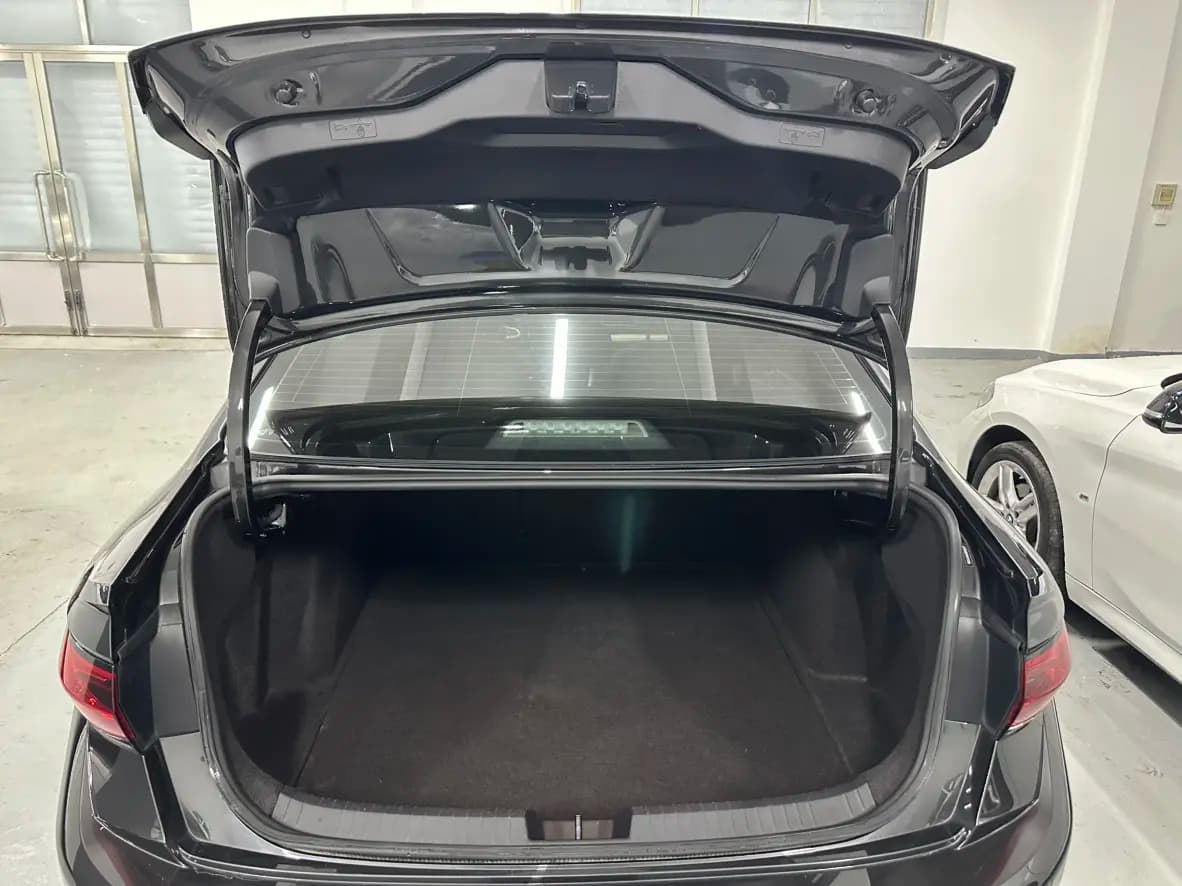 Volkswagen Sagitar 2022 г. 55044 км. — фото 19