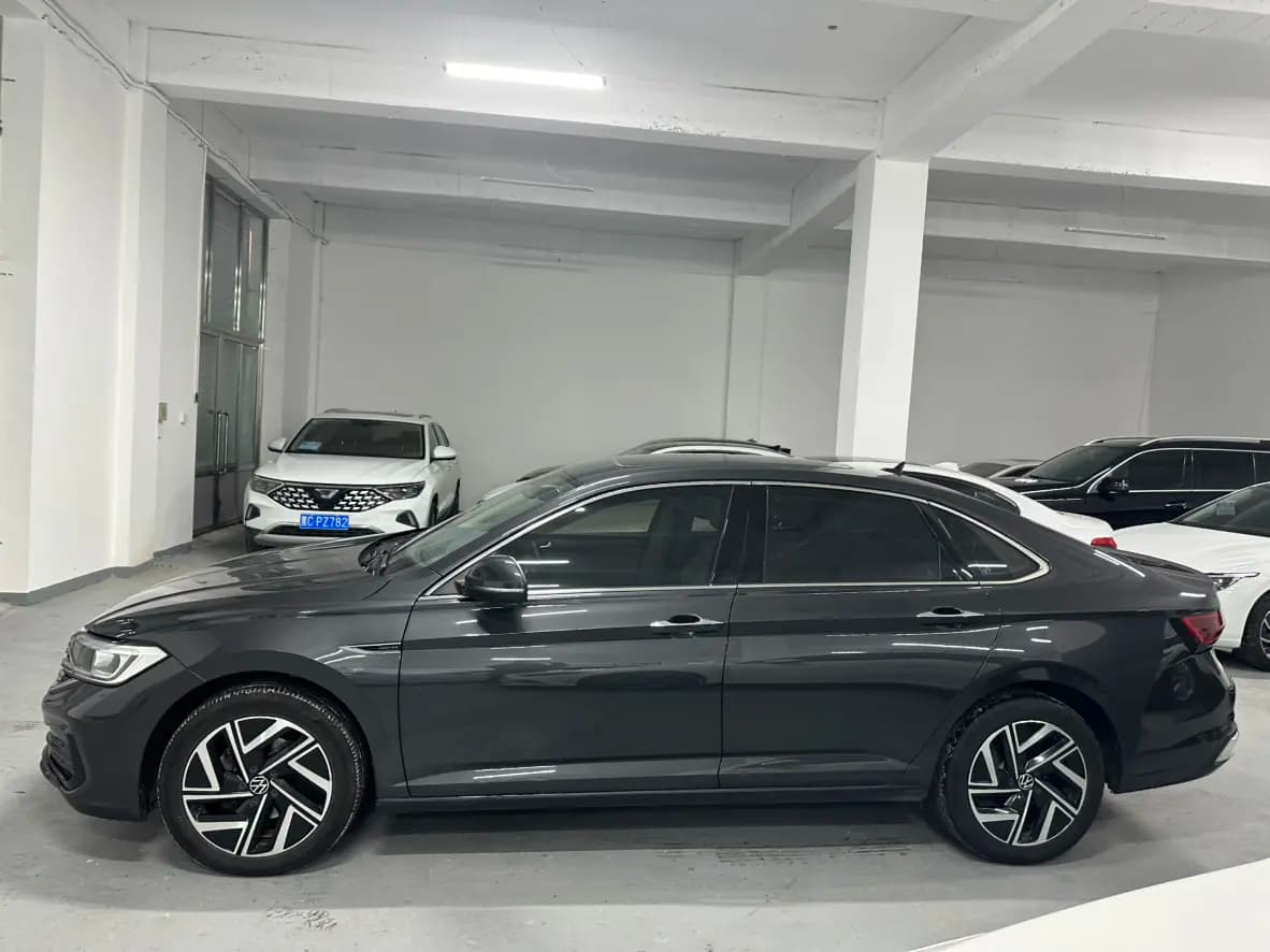Volkswagen Sagitar 2022 г. 55044 км. — фото 4