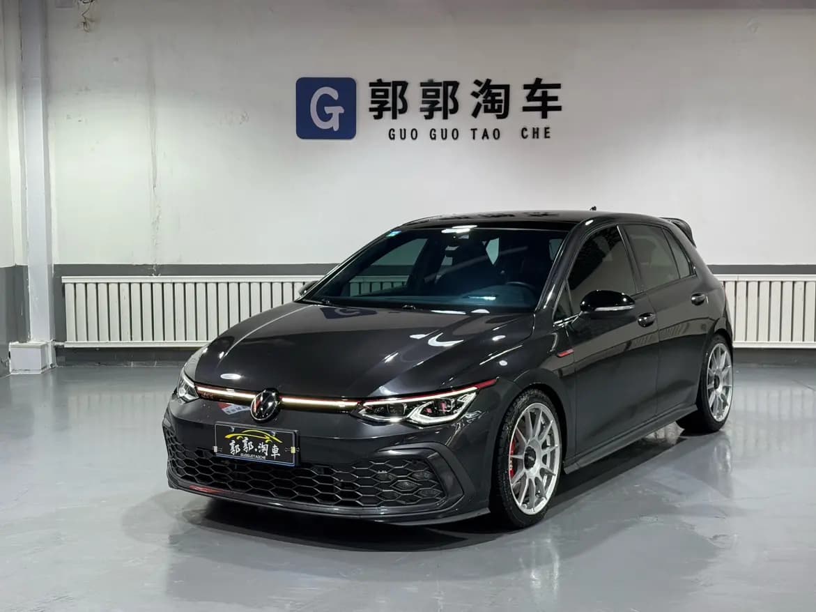 Volkswagen Golf GTI 2023 г. 26000 км.
