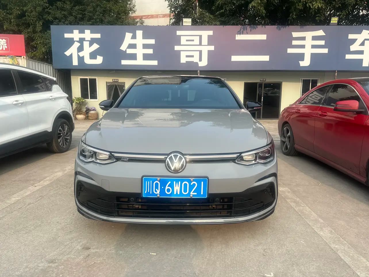 Volkswagen Golf 2023 г. 31000 км. — фото 2