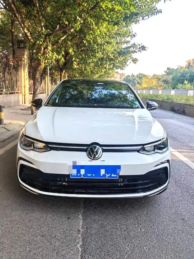 Volkswagen Golf 2022 г. 37000 км. — фото 2