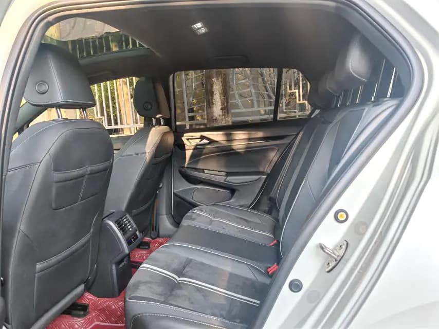 Volkswagen Golf 2022 г. 37000 км. — фото 10