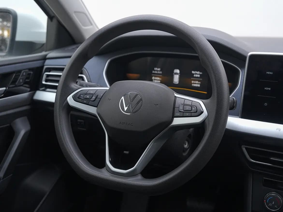 Volkswagen Lavida 2022 г. 96144 км. — фото 12