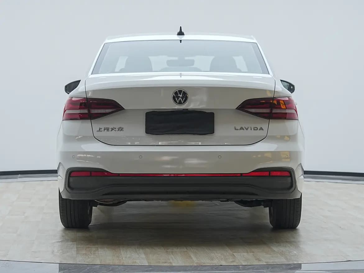 Volkswagen Lavida 2022 г. 96144 км. — фото 4