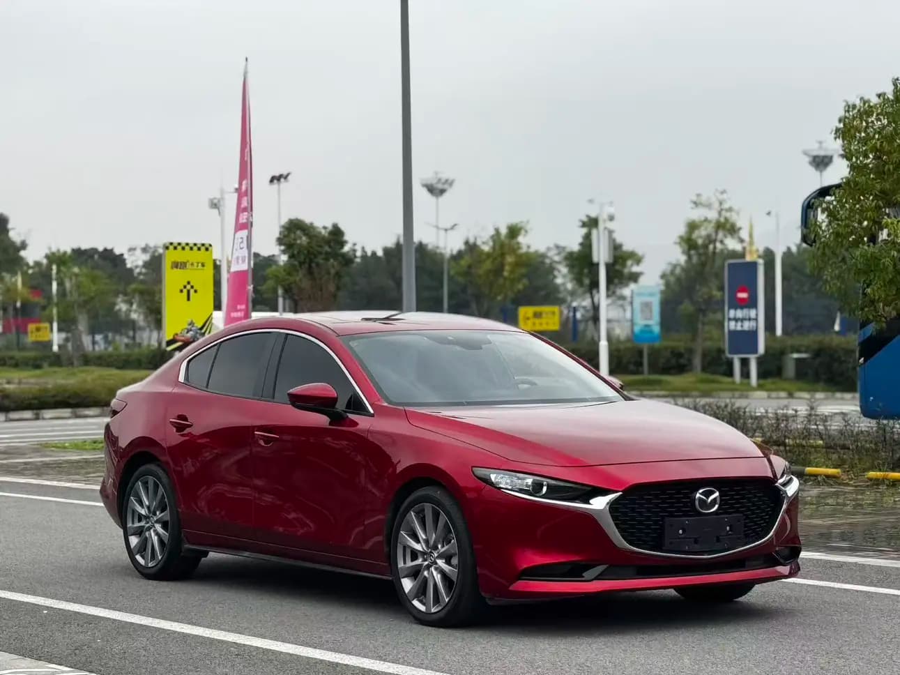 Mazda Axela 2021 г. 70091 км. — фото 3
