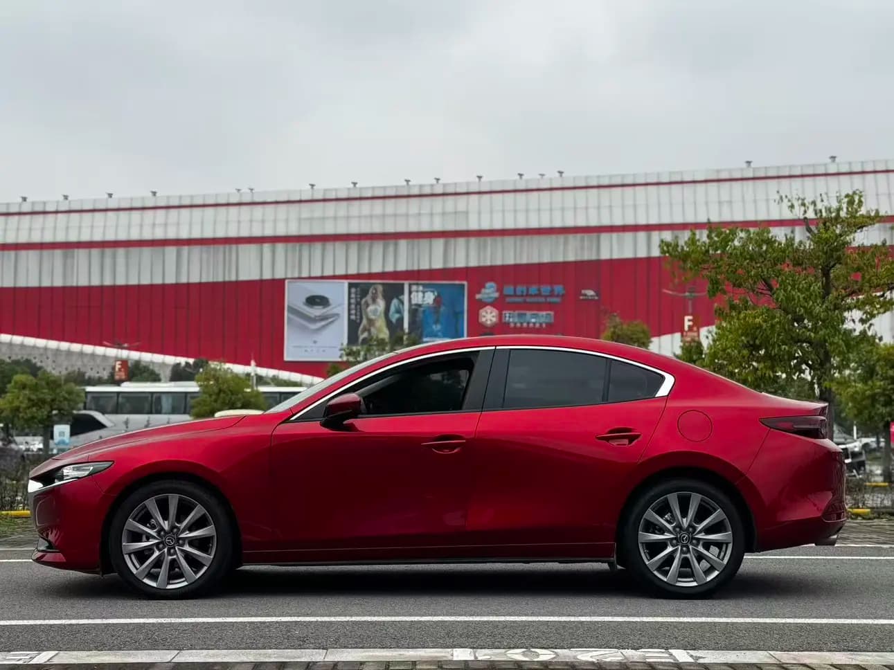 Mazda Axela 2021 г. 70091 км. — фото 4