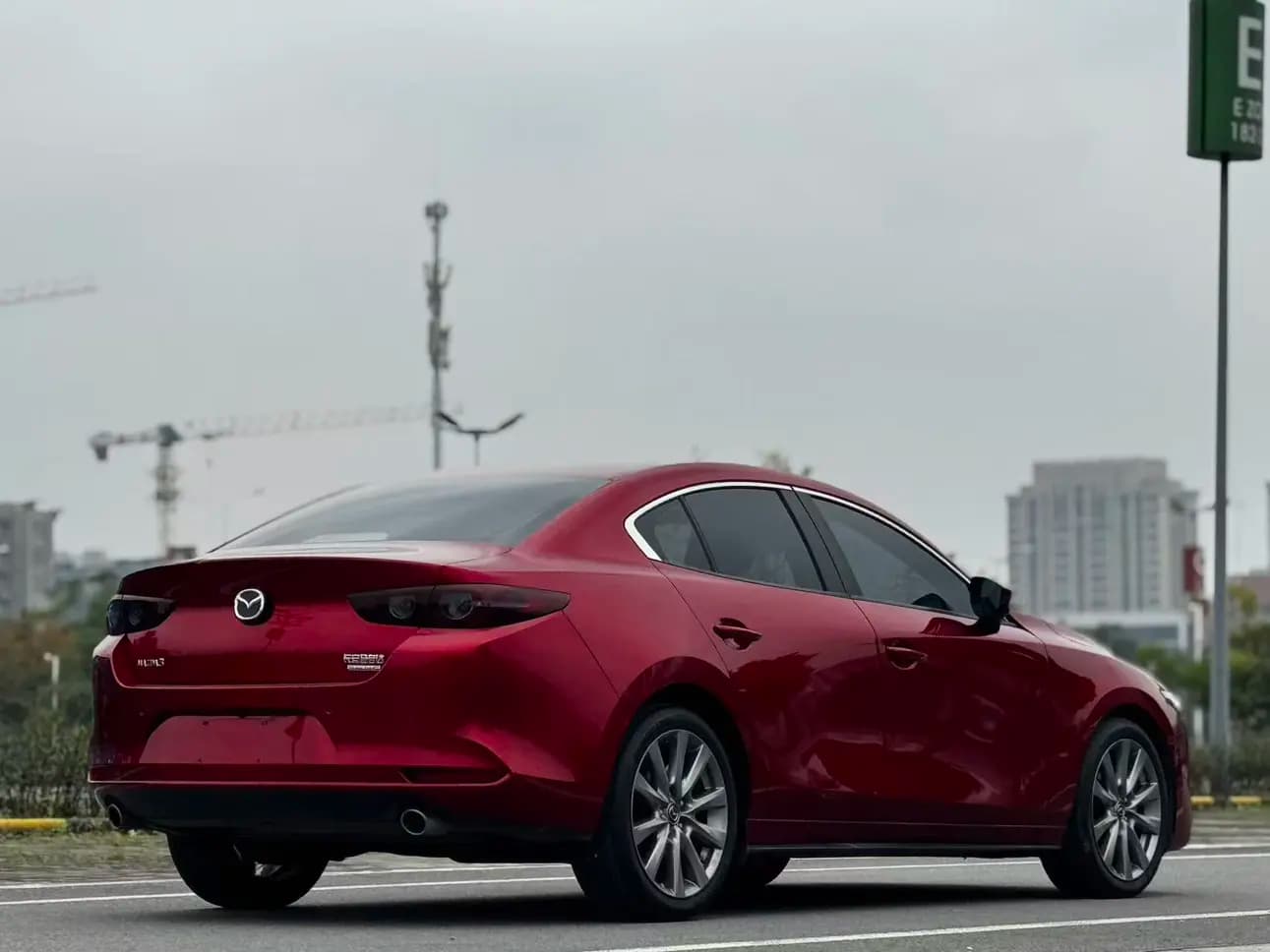 Mazda Axela 2021 г. 70091 км. — фото 7