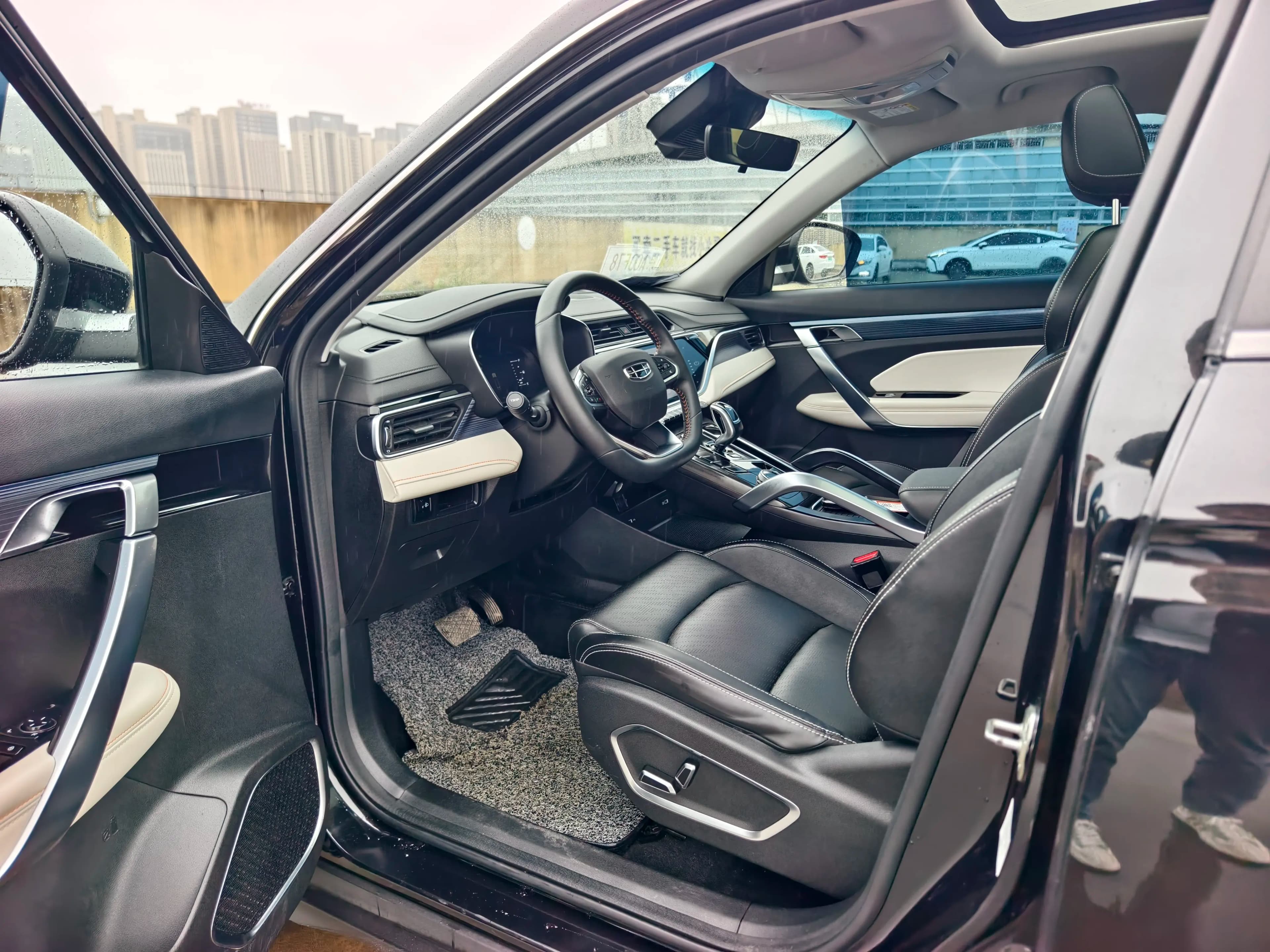 Geely Atlas 2022 г. 28015 км. — фото 8