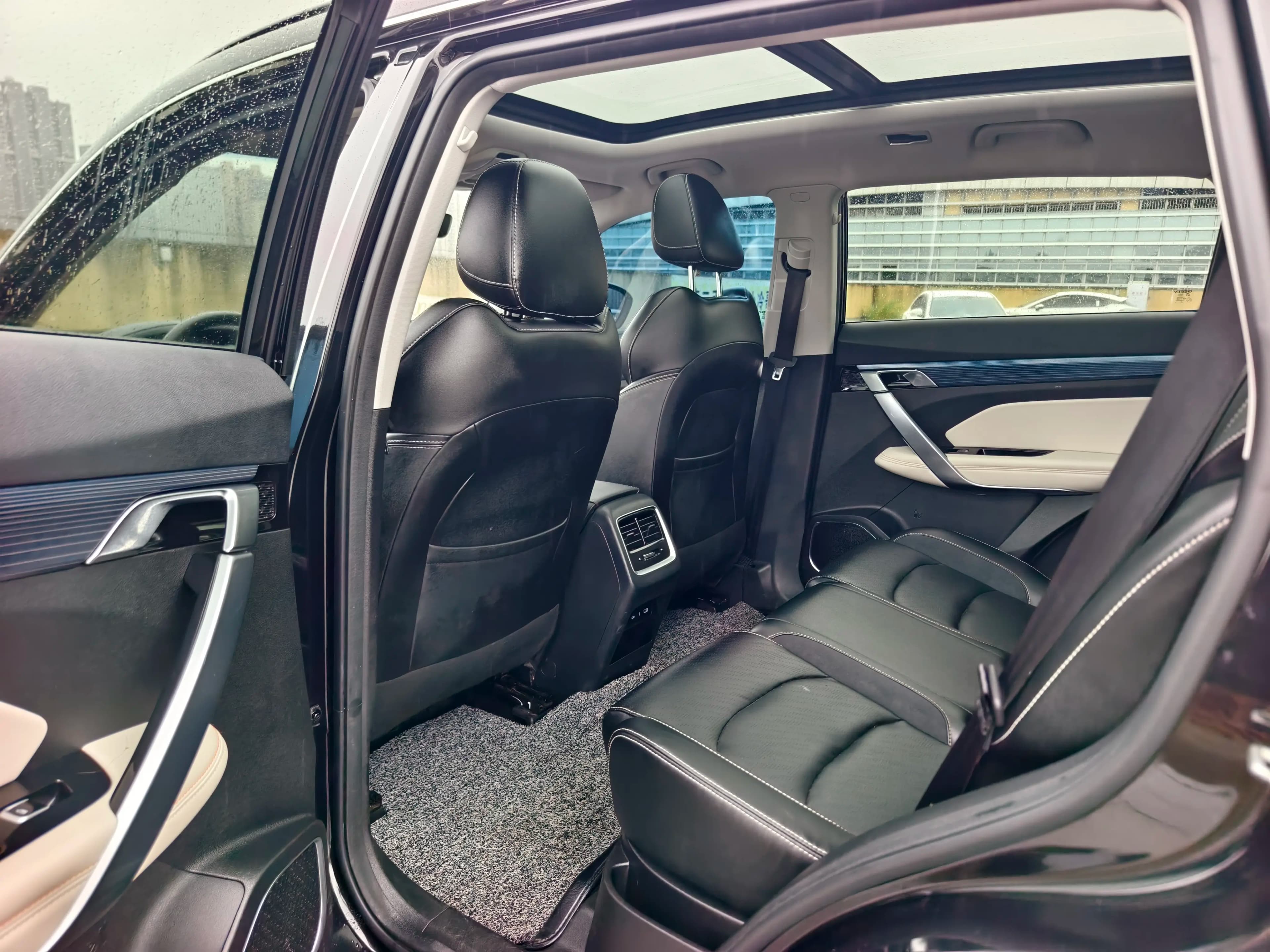Geely Atlas 2022 г. 28015 км. — фото 9