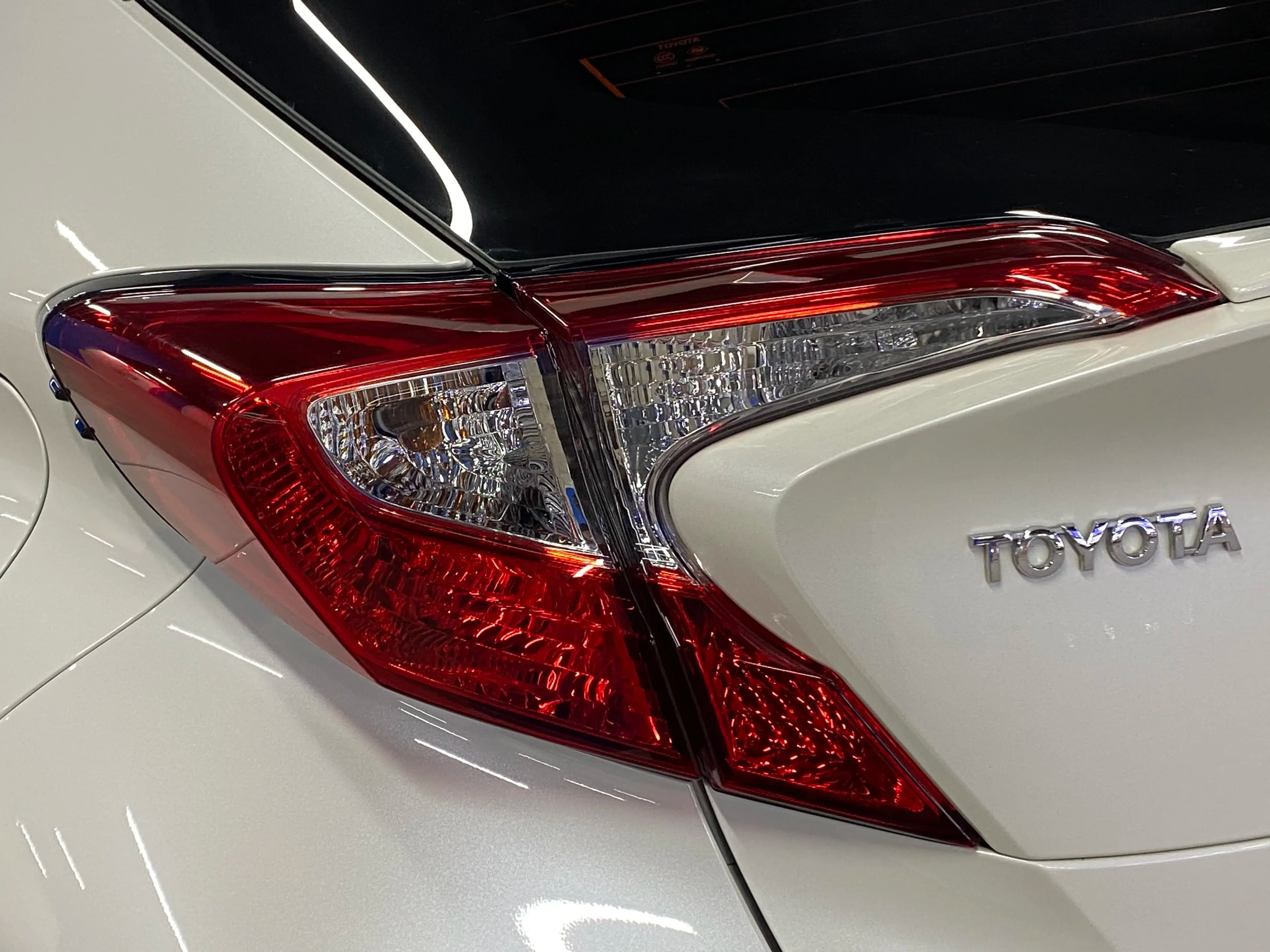 Toyota C-HR 2021 г. 30076 км. — фото 10
