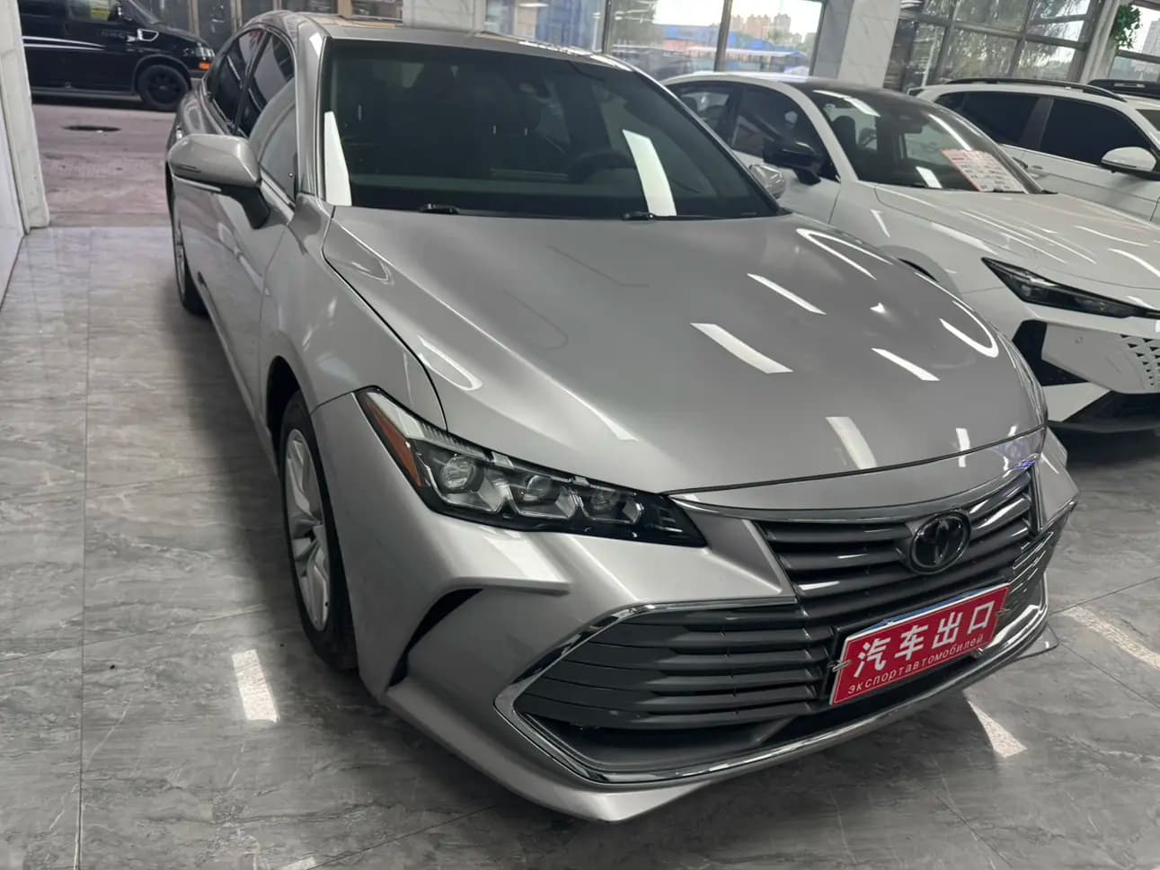 Toyota Avalon 2021 г. 33128 км. — фото 3